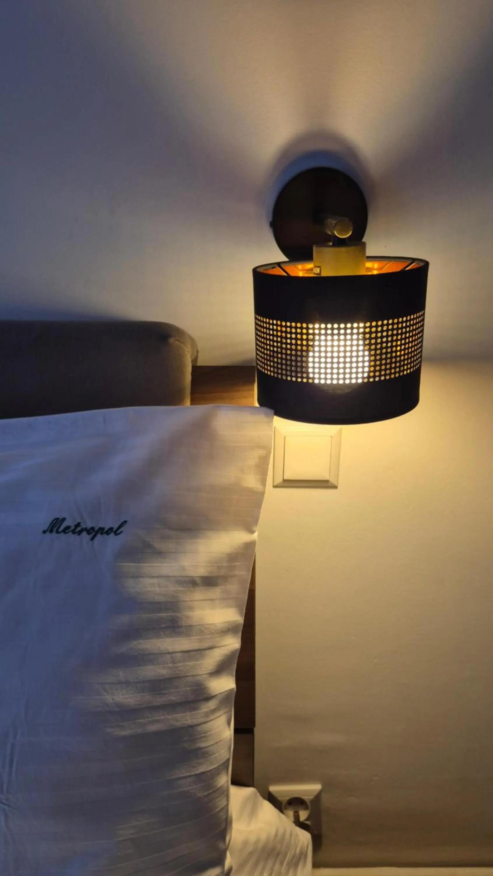 Bed in Aparthotel Metropol