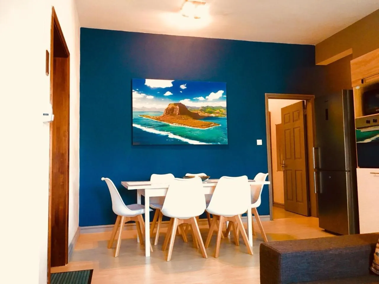 Dining area in Sugar Reef West Coast