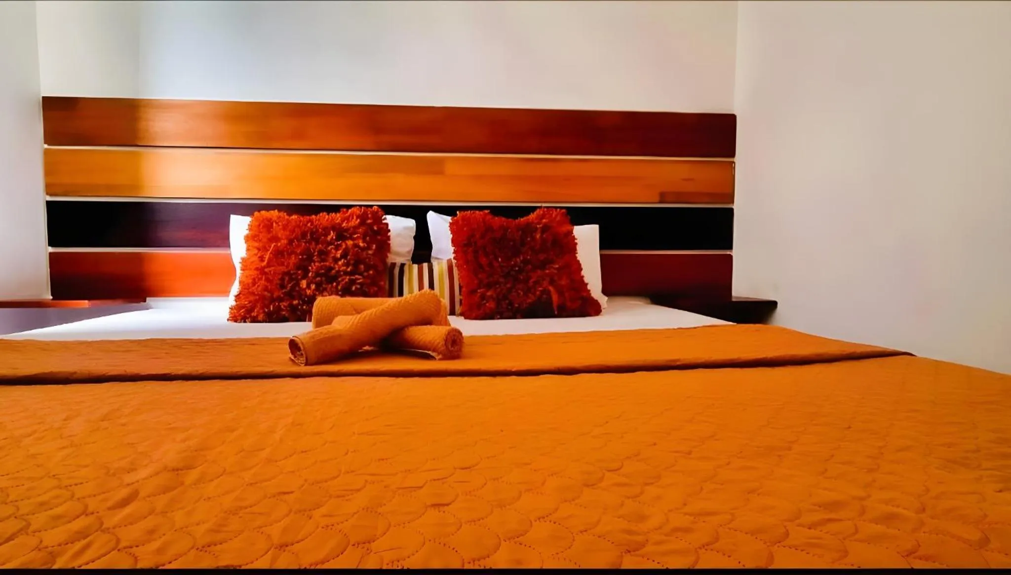 Bed in Sugar Reef West Coast