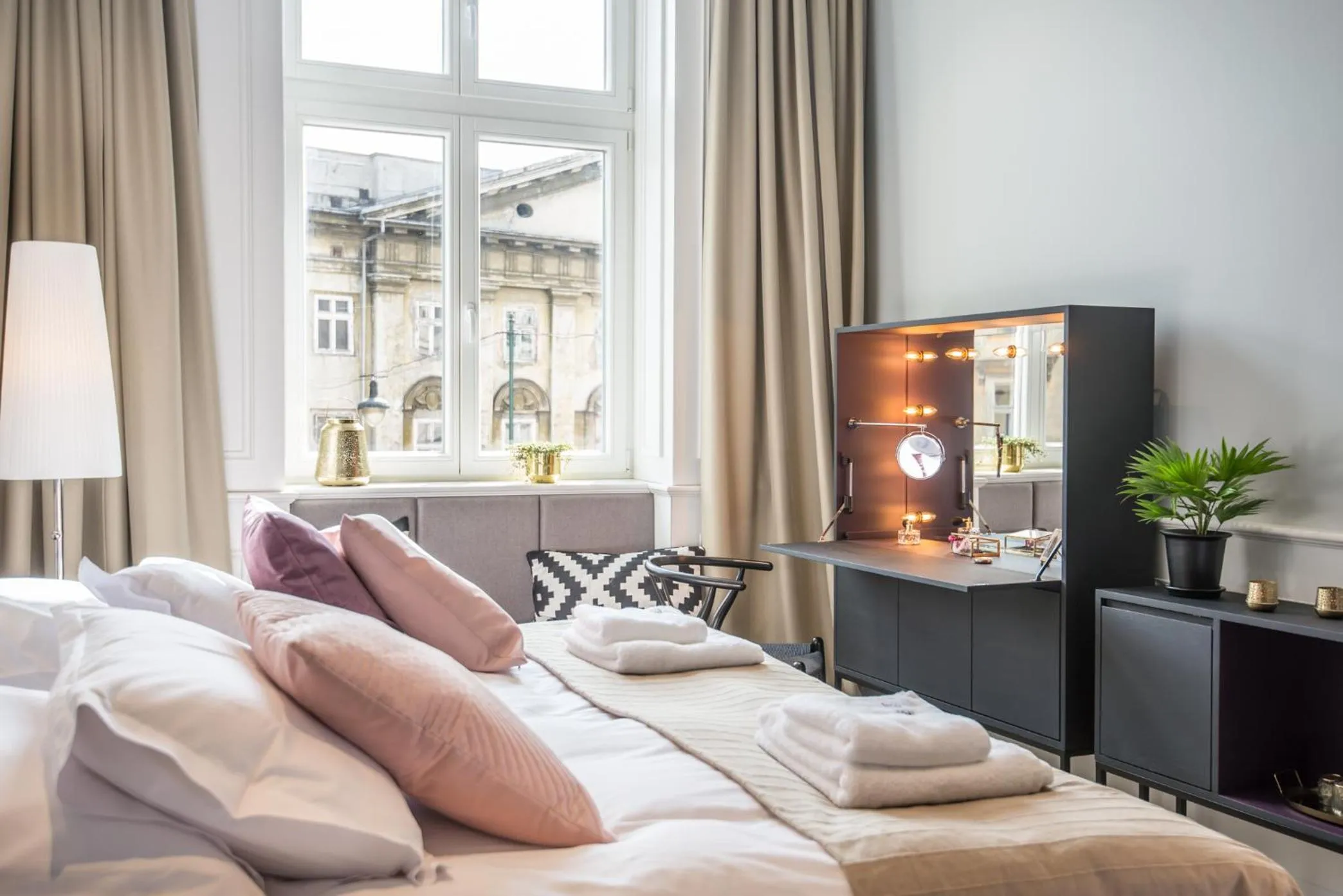 Bed in Stradom15 Apartments