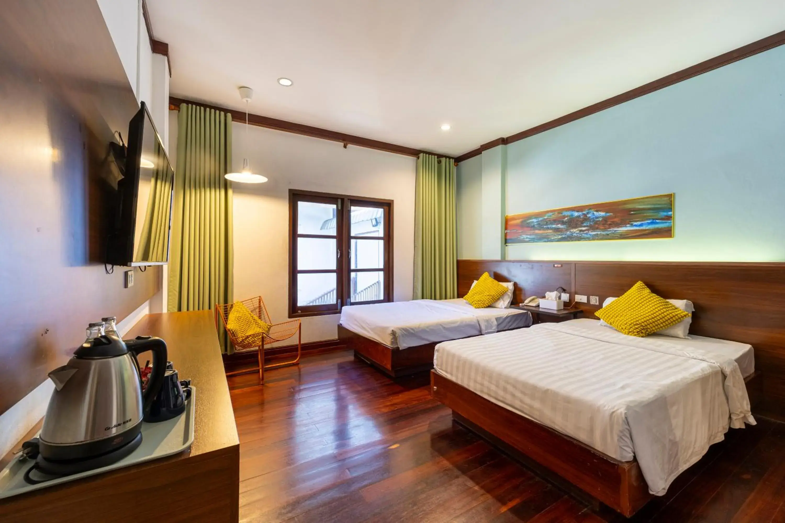 Twin Room with Garden View in The President Hotel at Chokchai 4 Twin Room with Garden View in The President Hotel at Chokchai 4