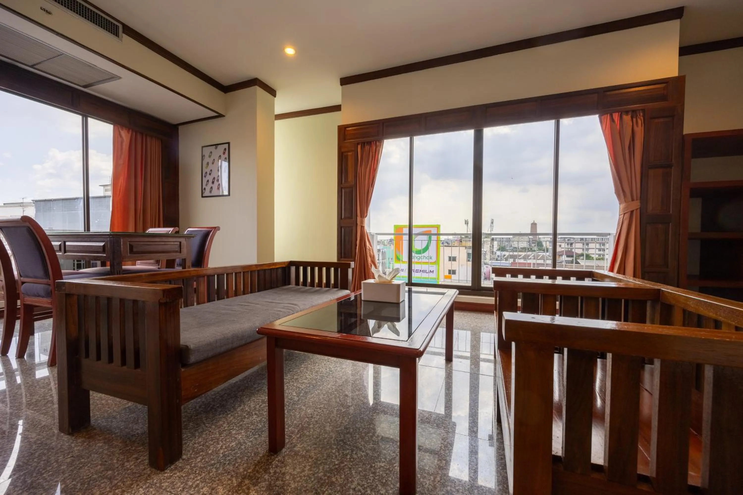 Living room in The President Hotel at Chokchai 4