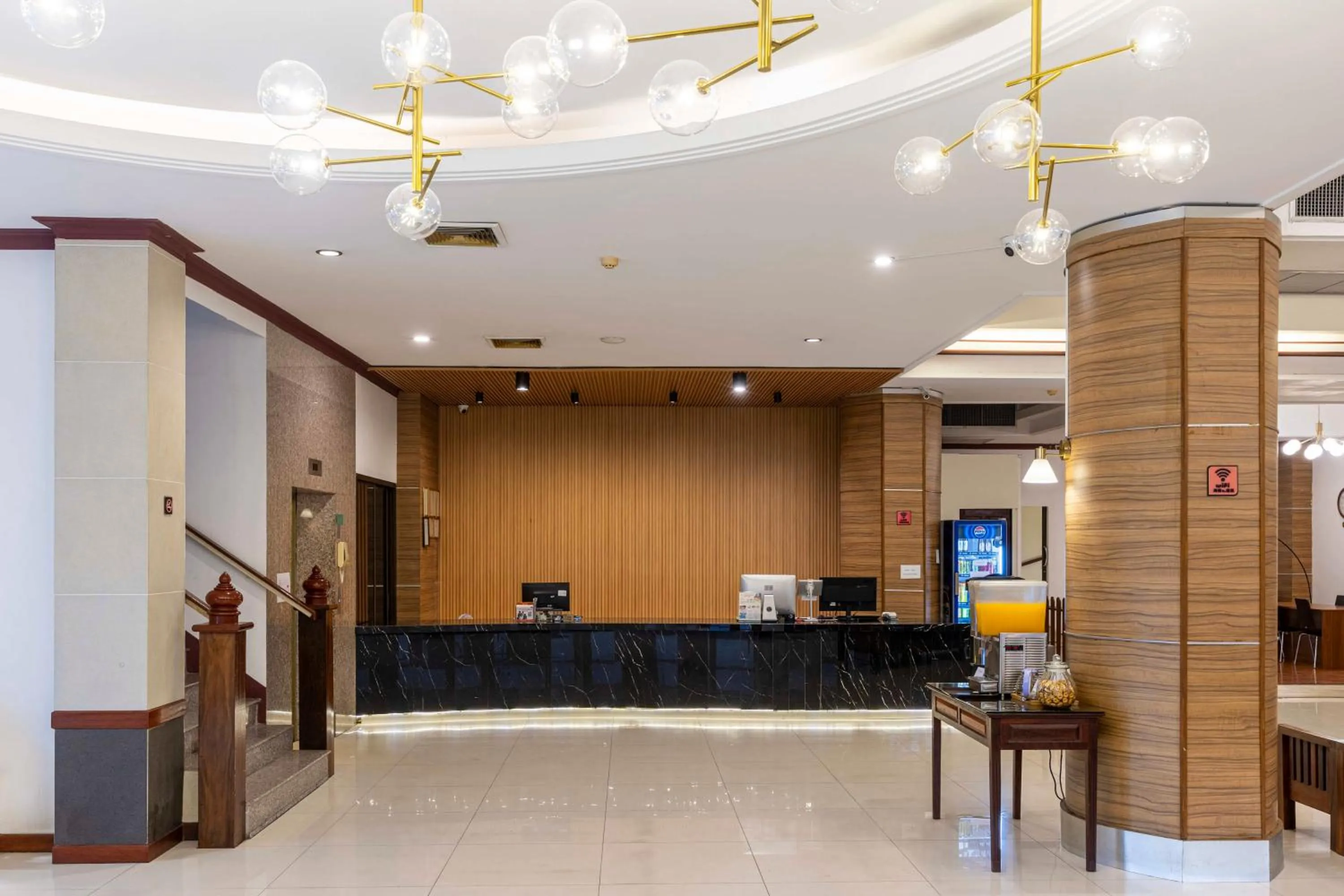 Lobby or reception in The President Hotel at Chokchai 4