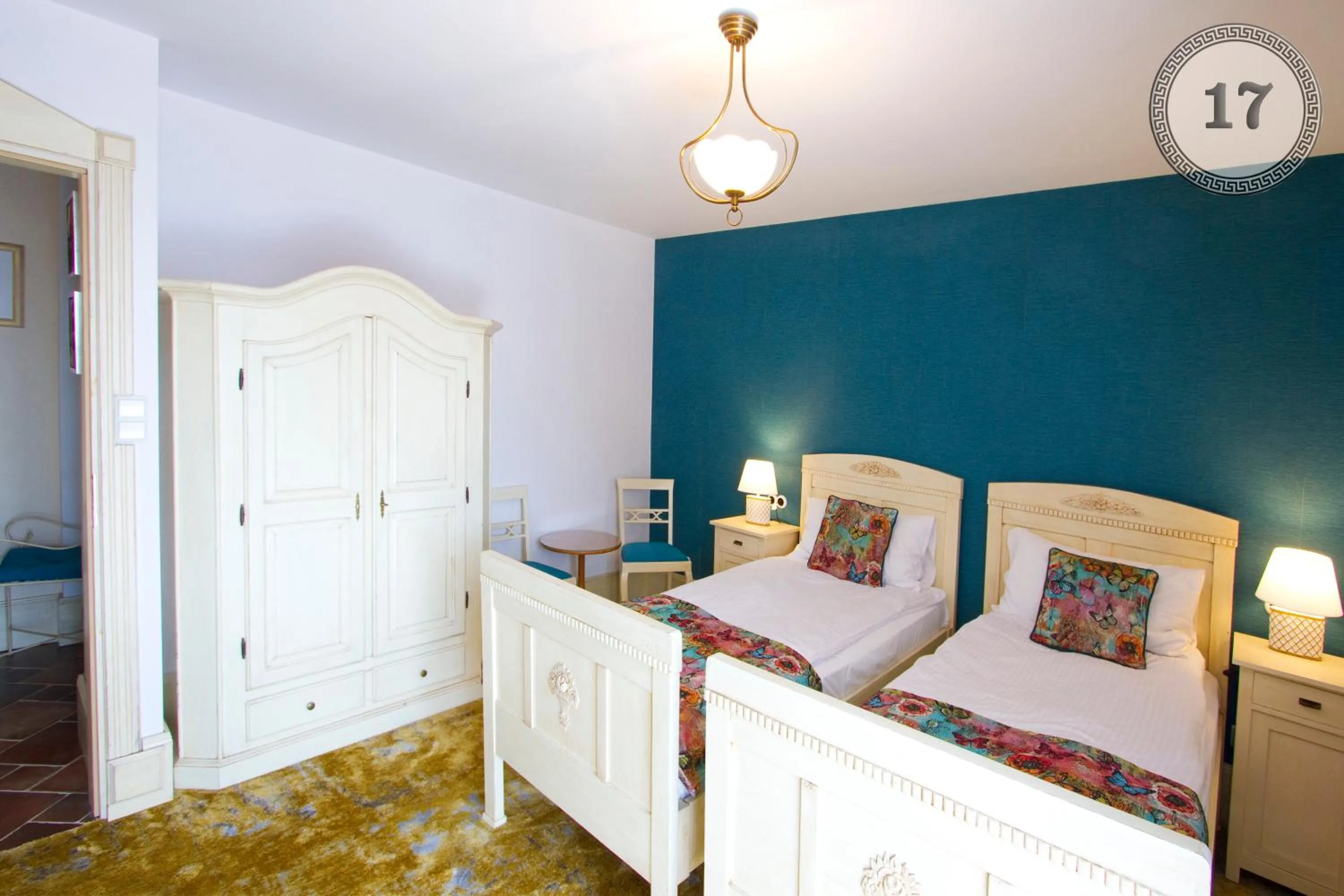 Bed in Willa Meander