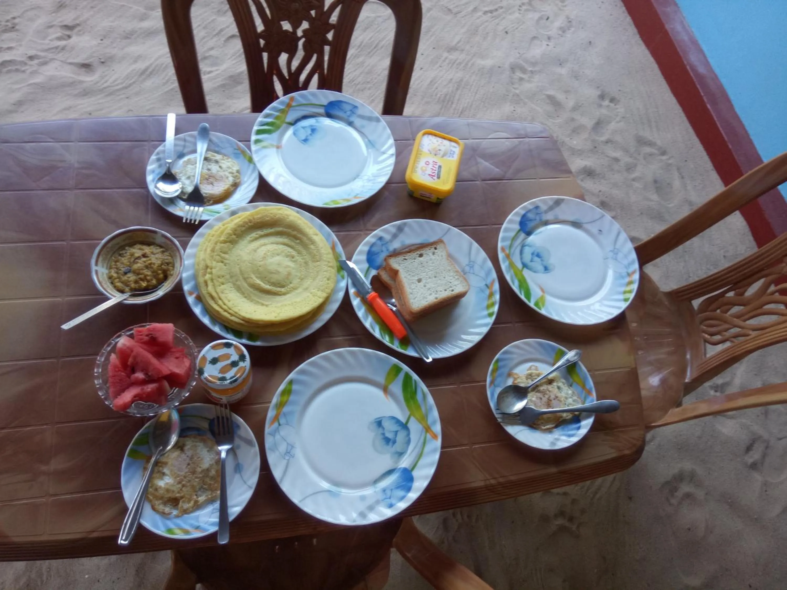 Breakfast in Nilaveli Beach Rooms