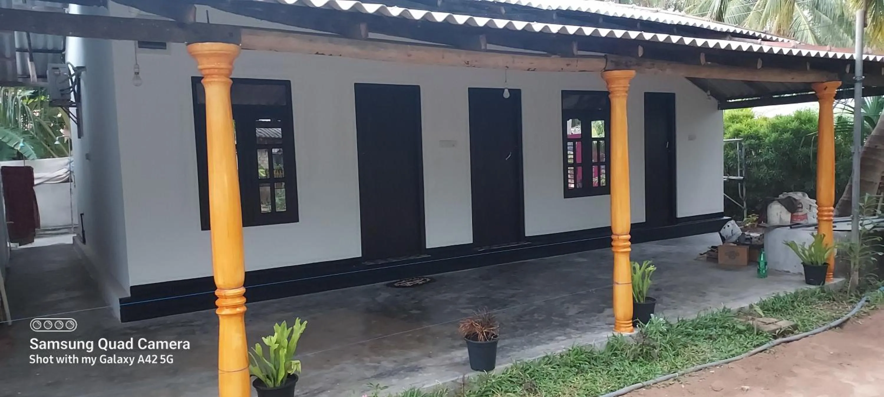 Facade/entrance in Nilaveli Beach Rooms