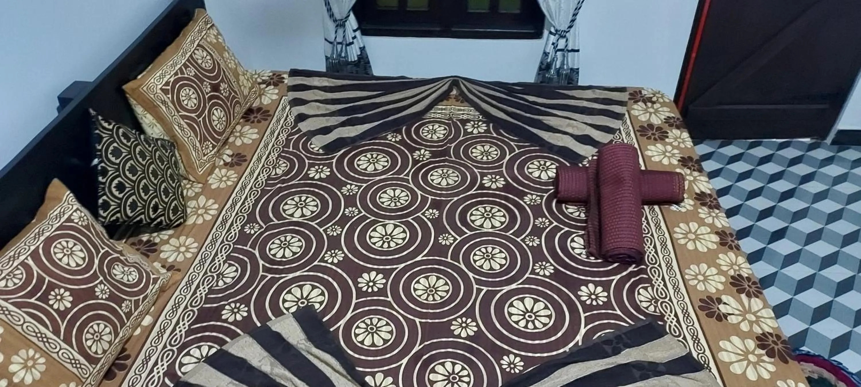 Photo of the whole room, Bed in Nilaveli Beach Rooms