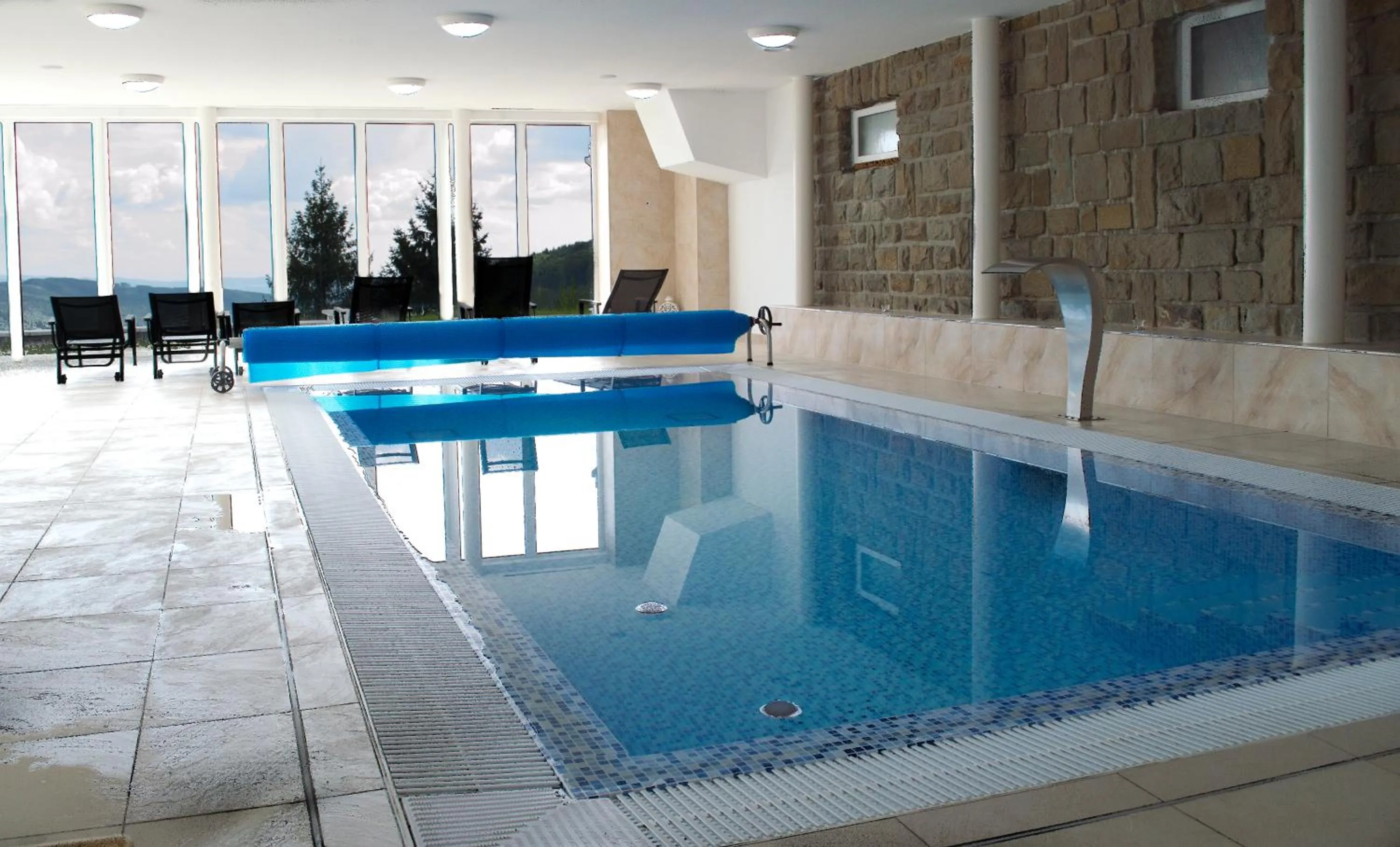 Hot Tub in Wellness hotel Chata Jana