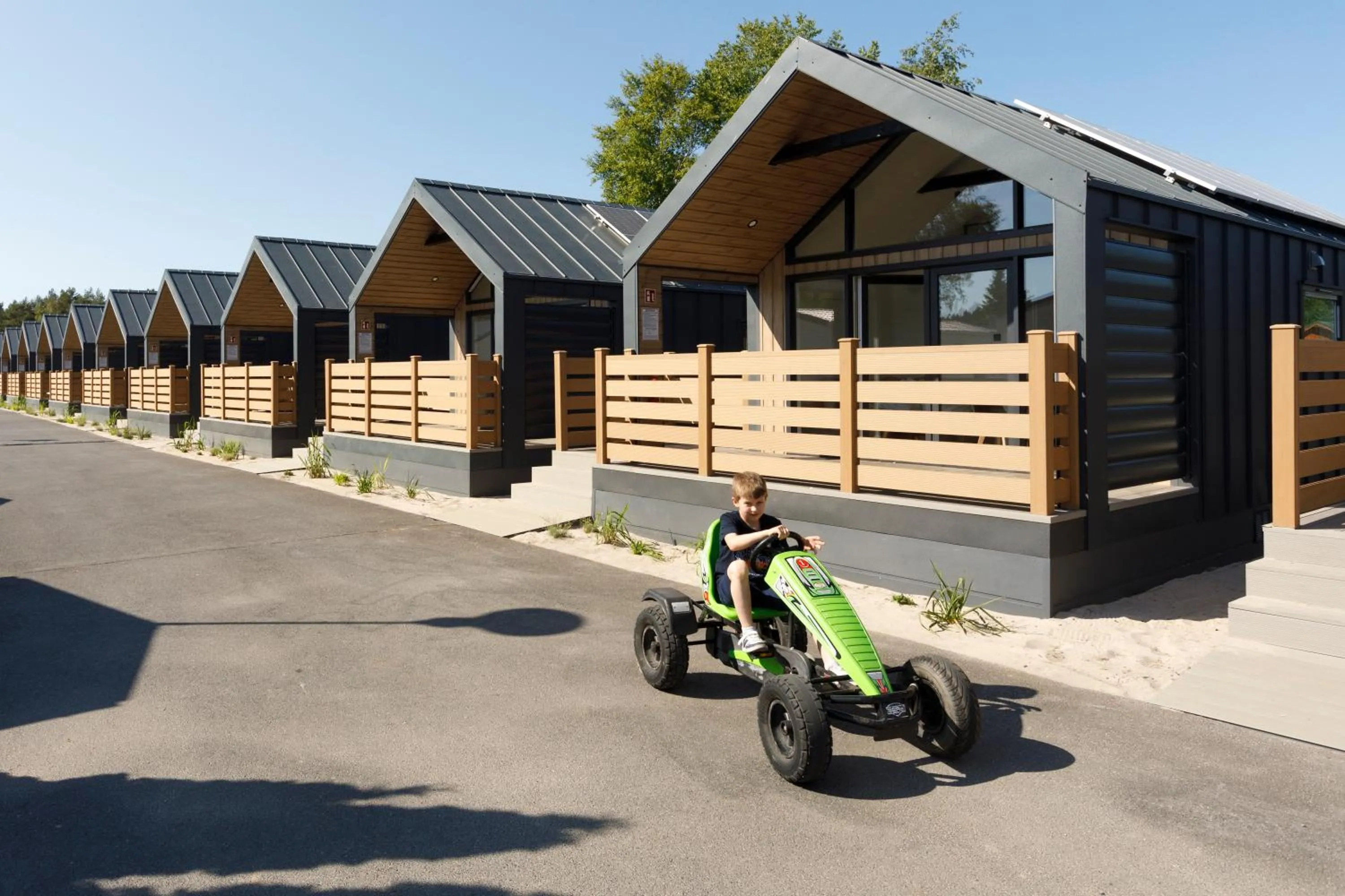 Property building in Holiday Golden Resort & Spa