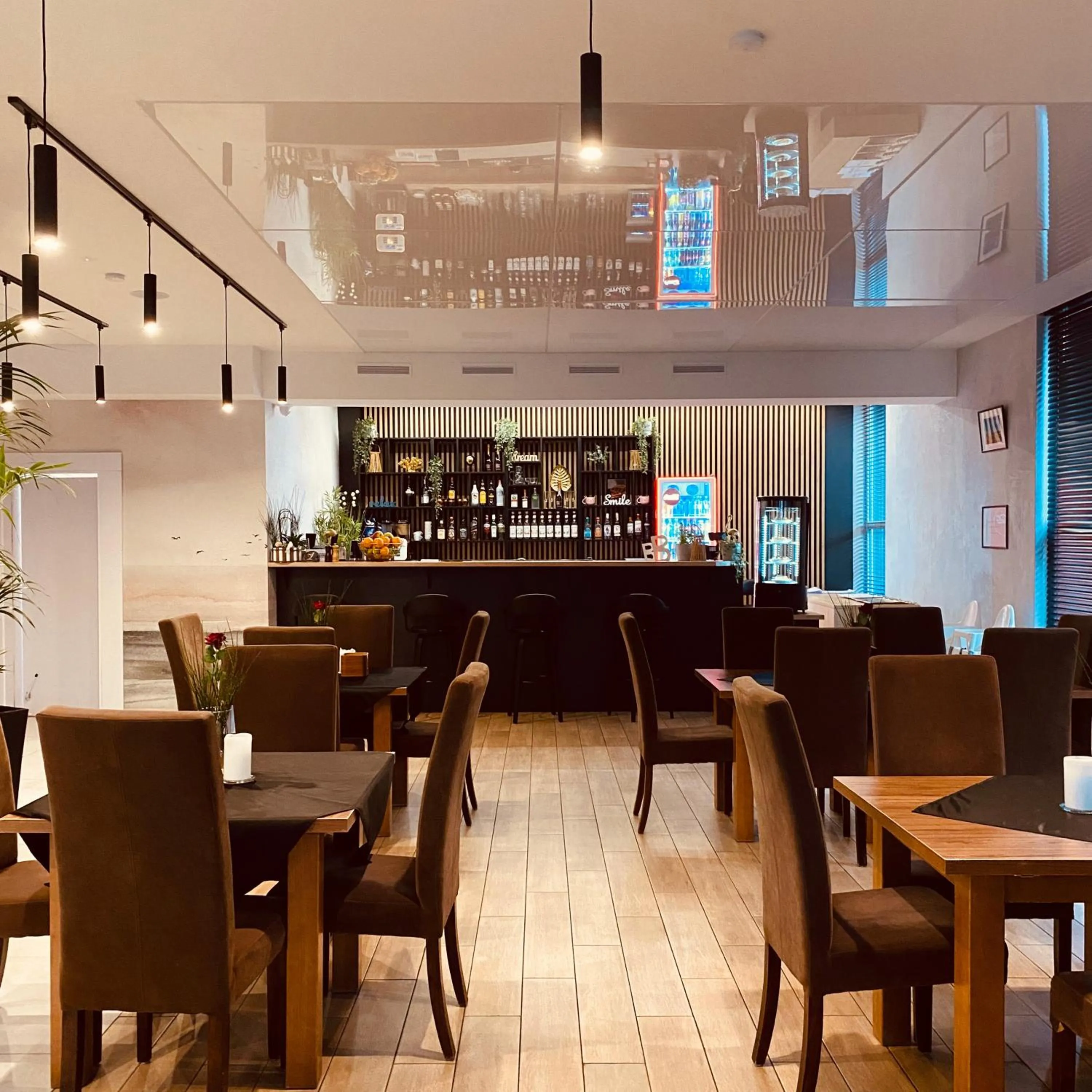 Holiday Golden Resort & Spa