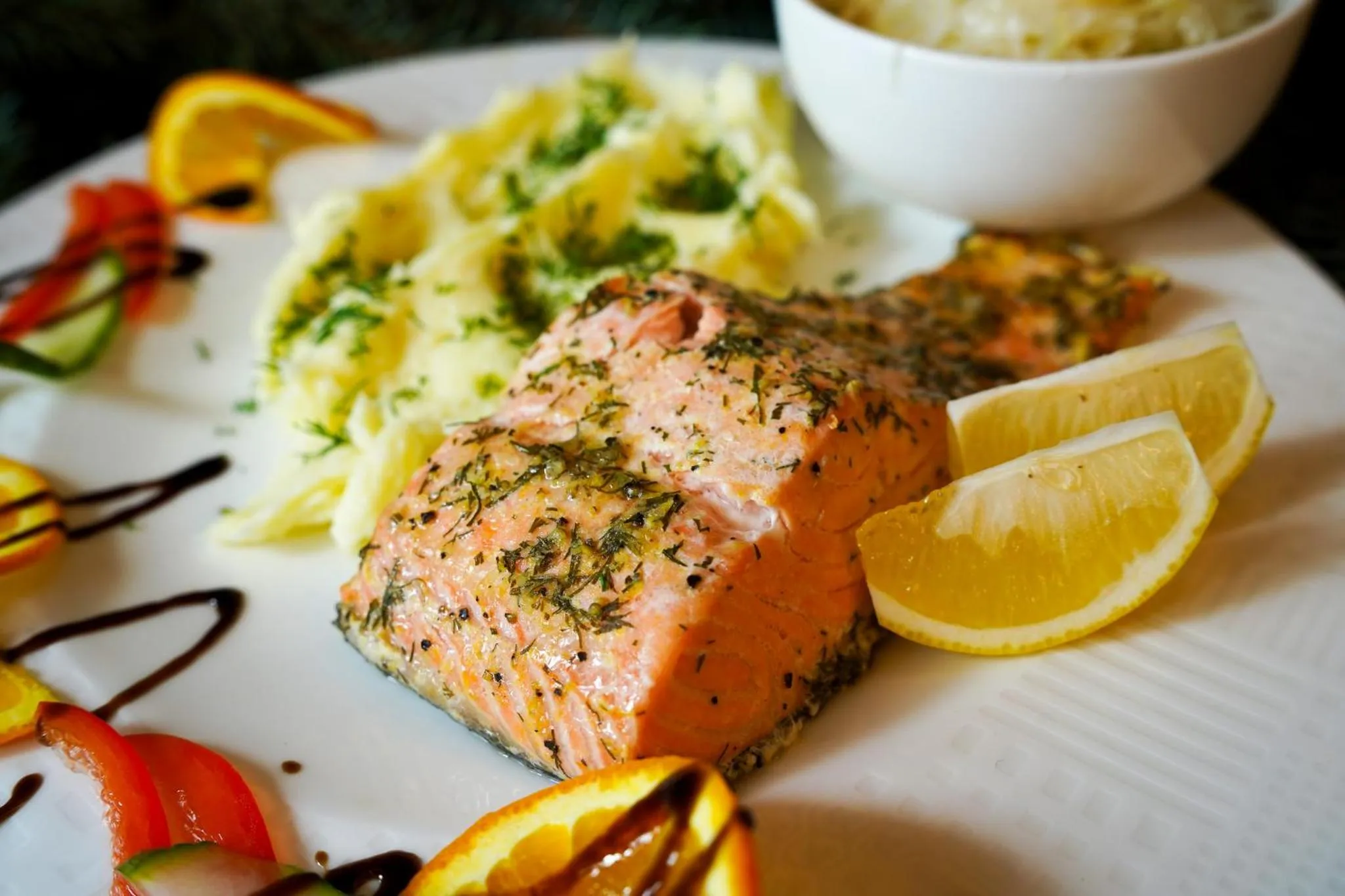 Restaurant/places to eat in Holiday Golden Resort & Spa