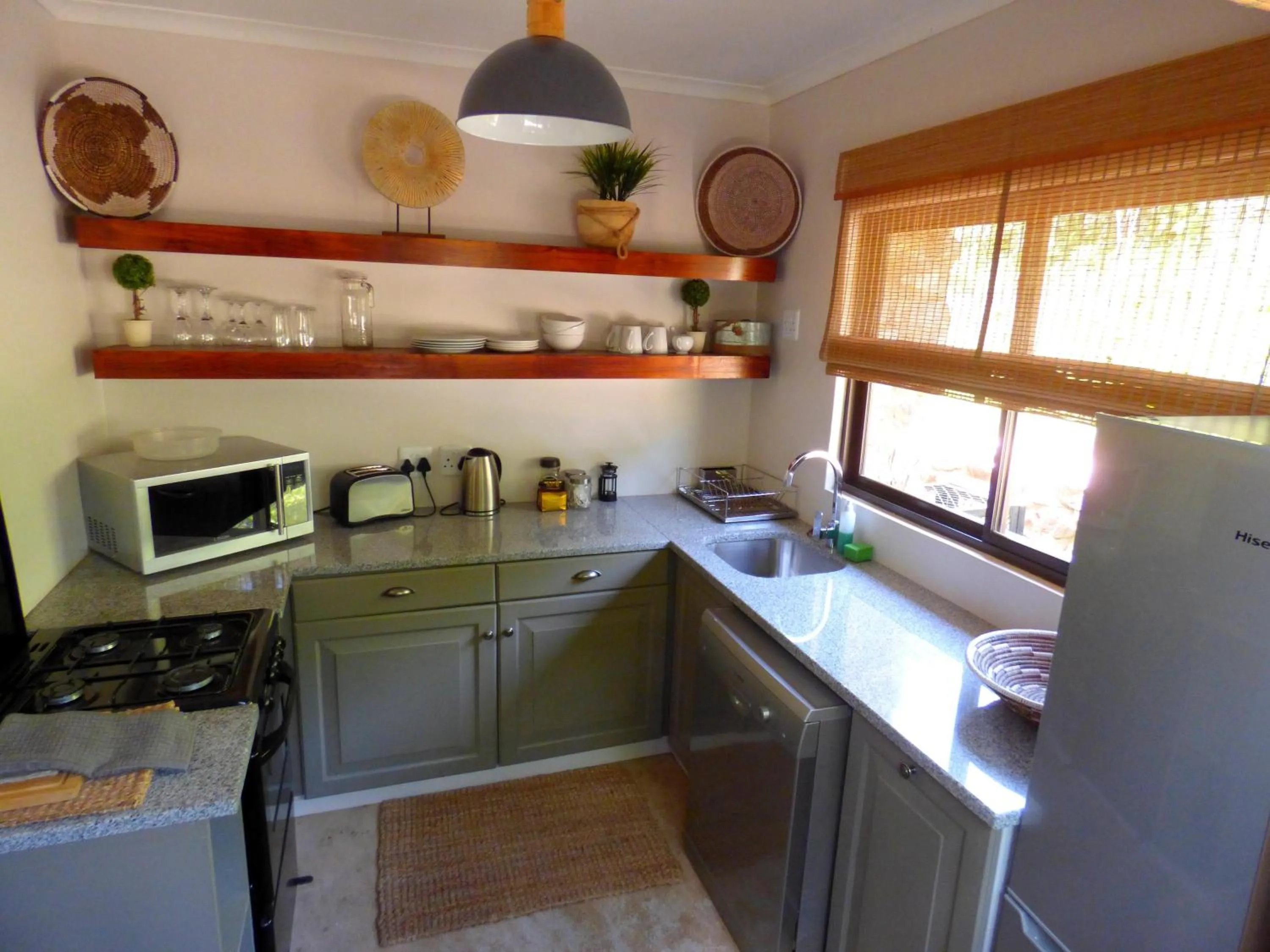 Kitchen or kitchenette in African Safari Lodge