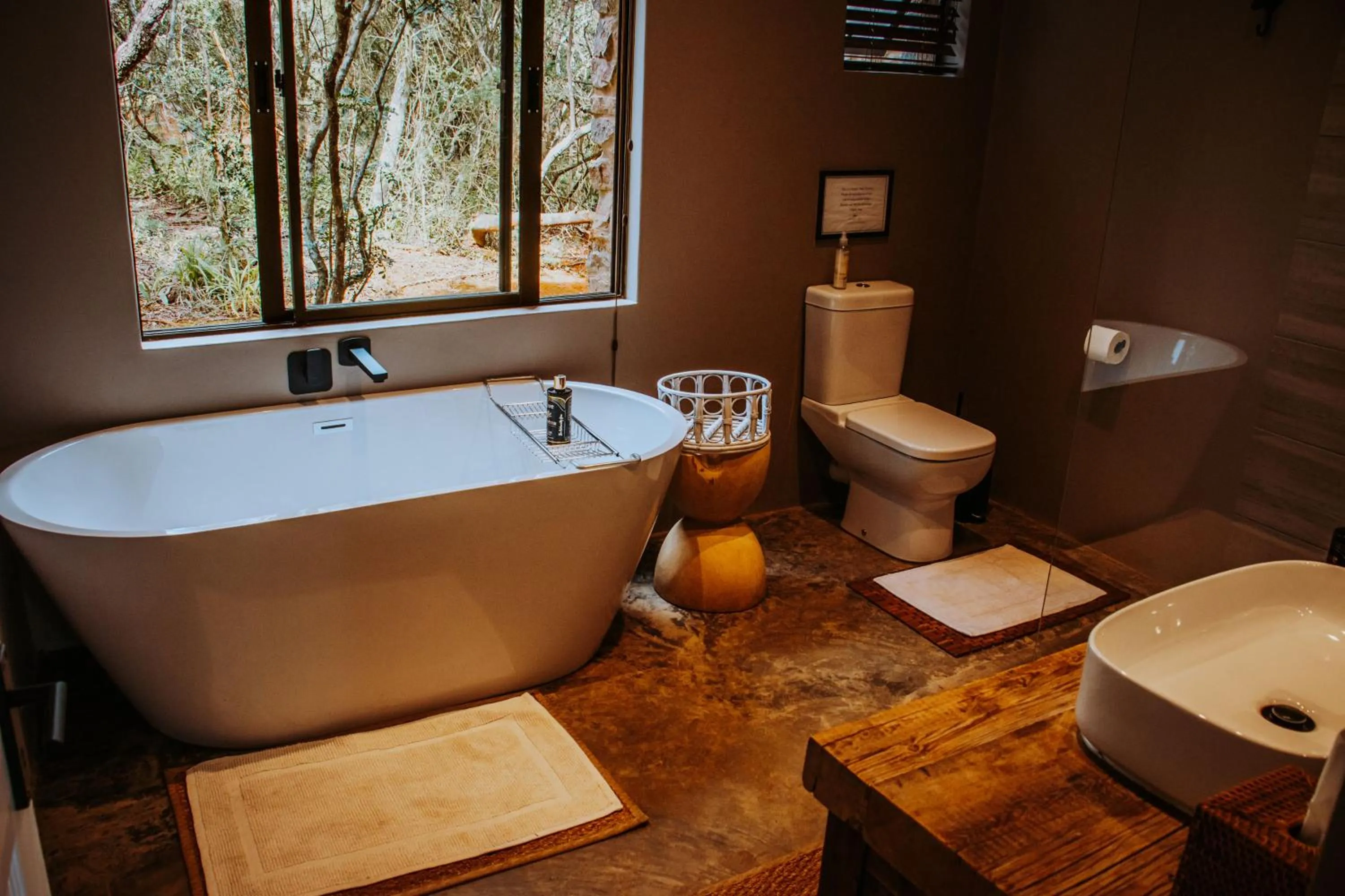 Bathroom in African Safari Lodge