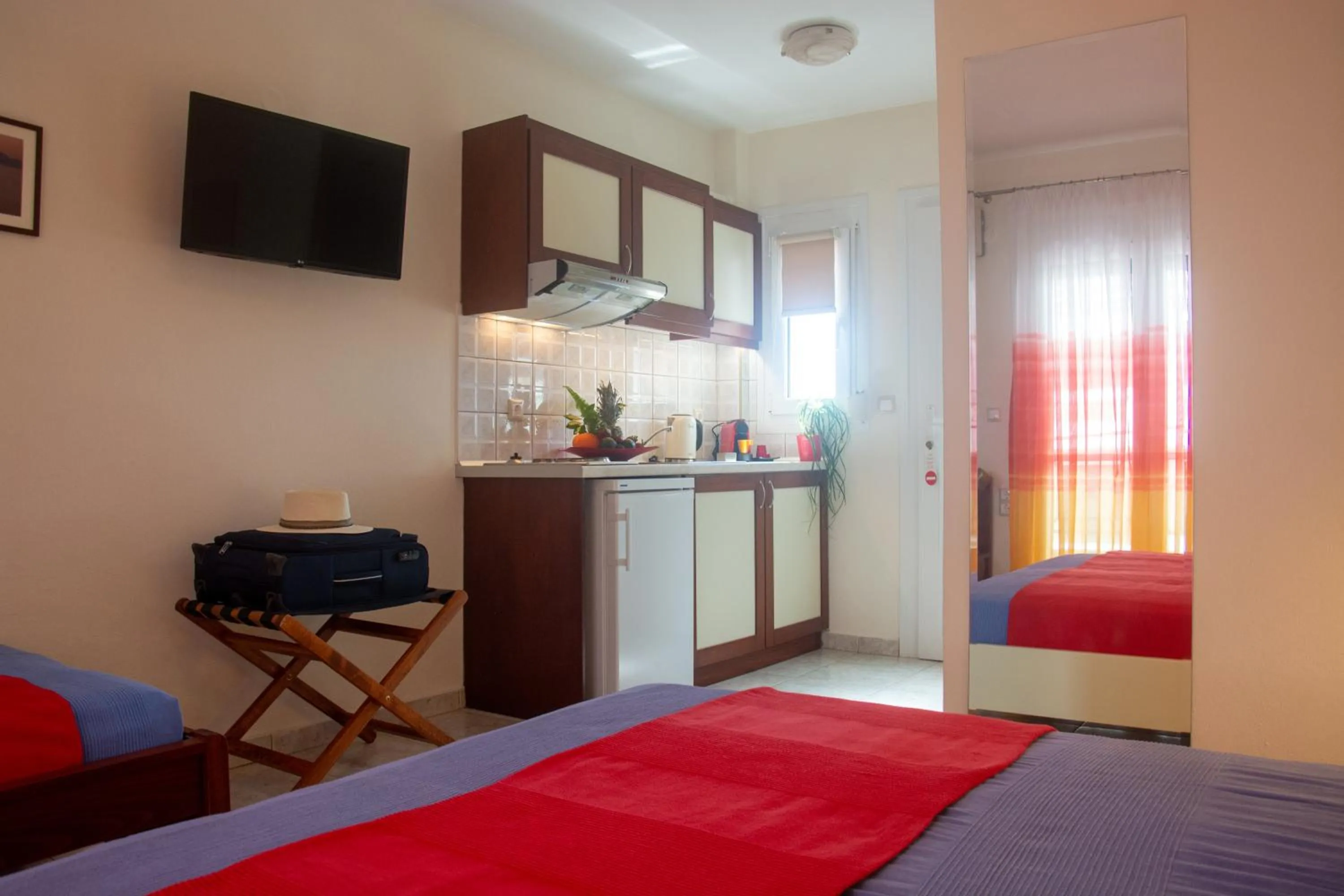 Kitchen or kitchenette, Bed in Aristea Studios