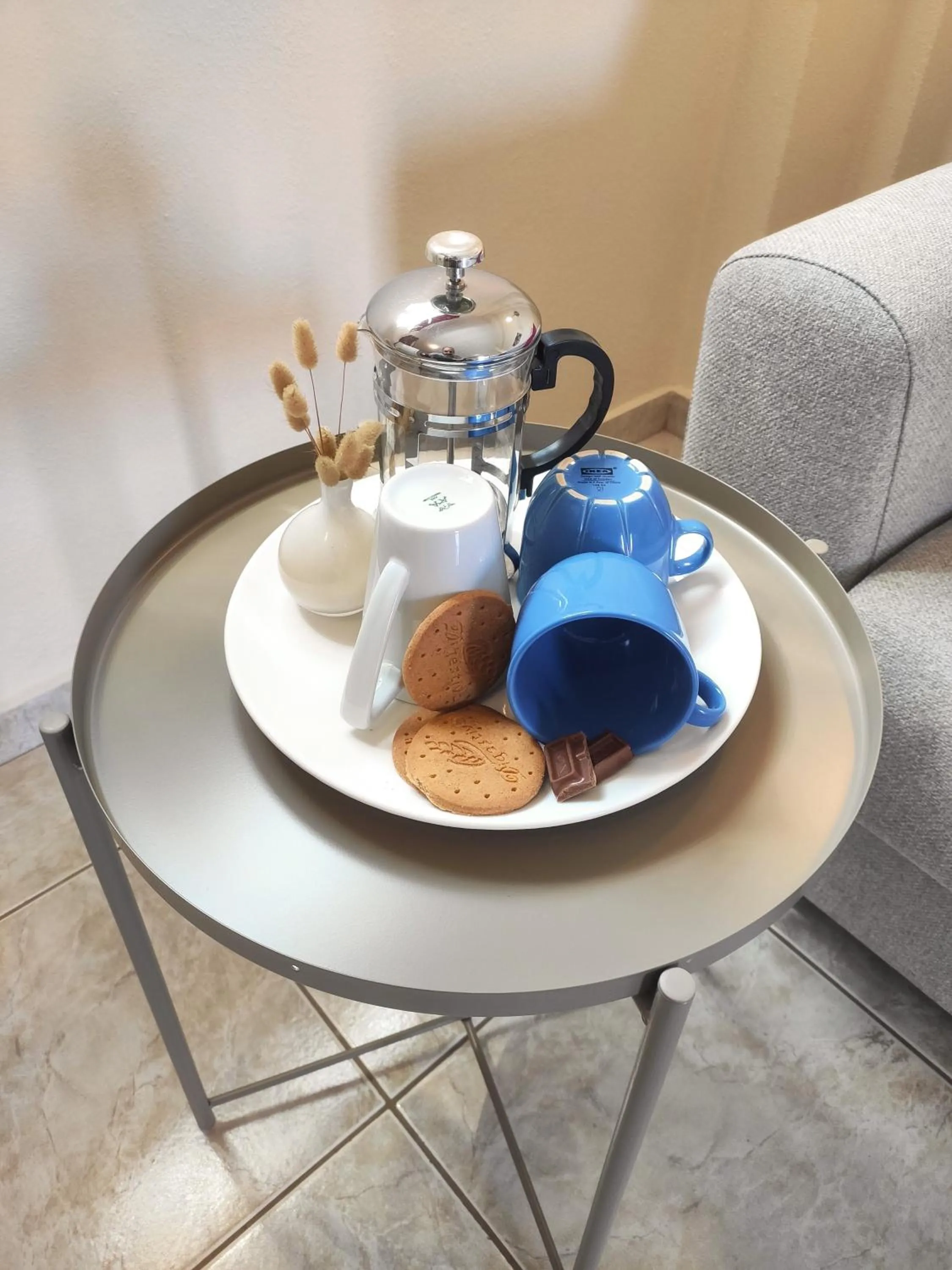 Coffee/tea facilities in Aristea Studios