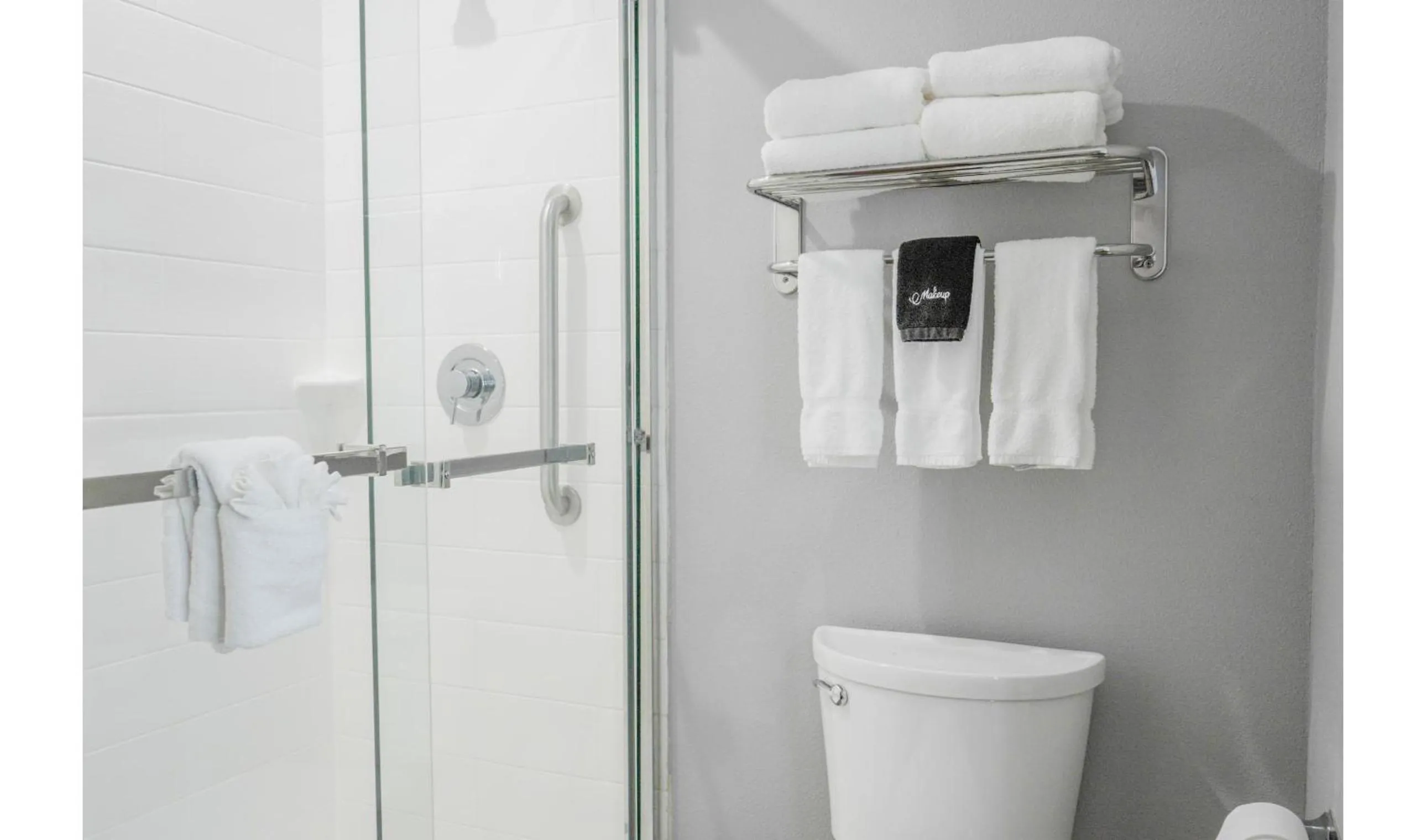 Bathroom in Hotel Lydia