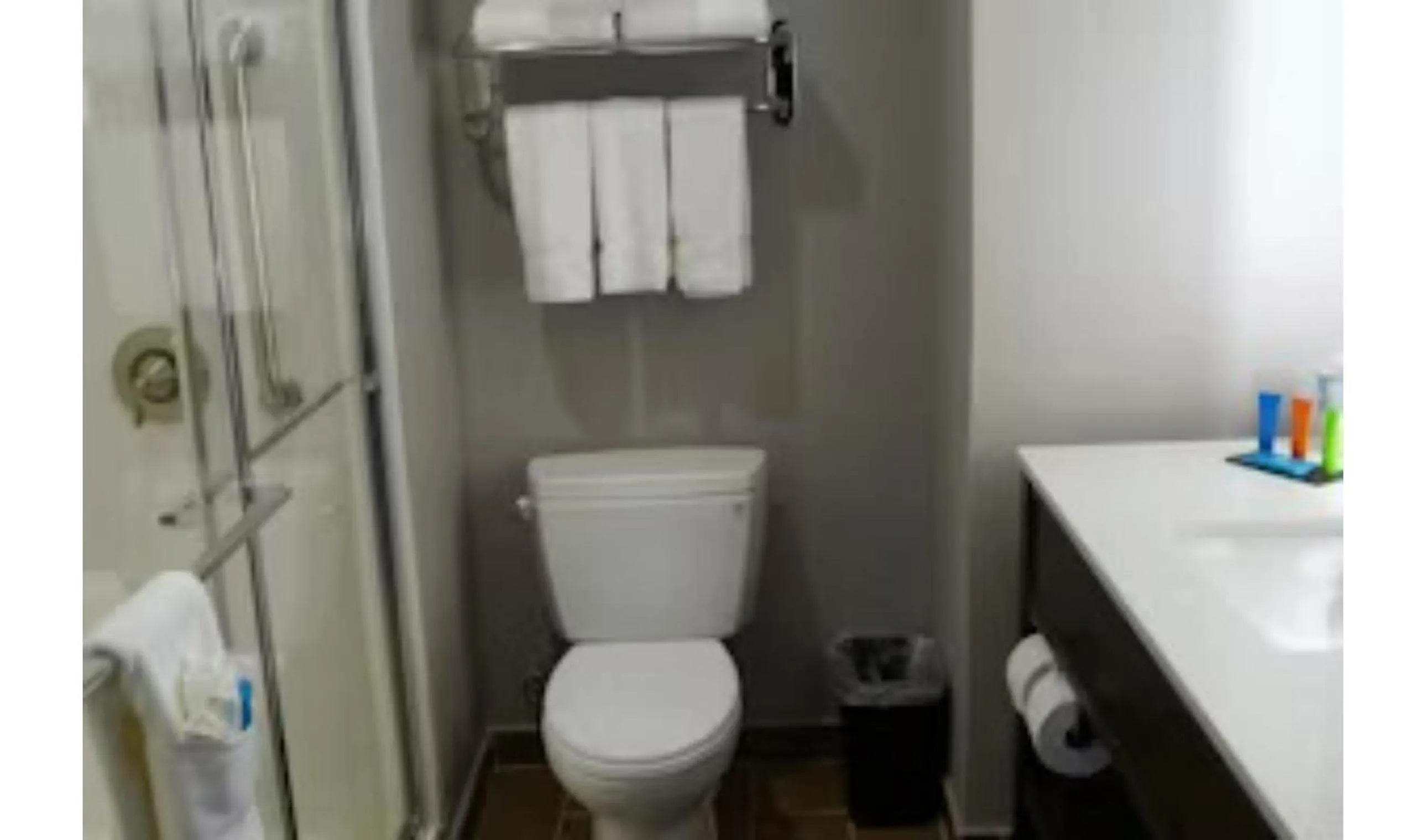 Bathroom in Hotel Lydia