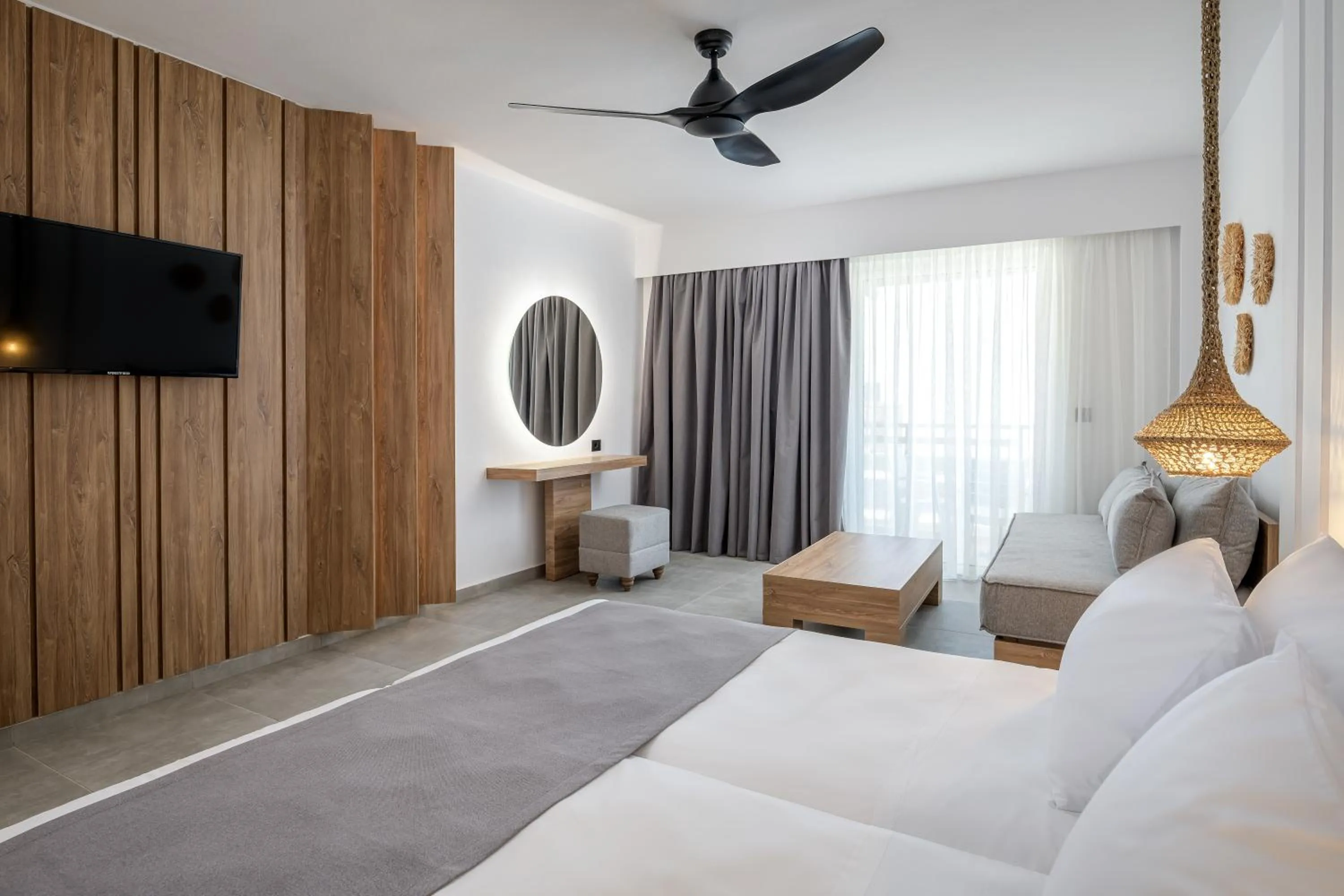 Photo of the whole room, Bed in Gaia Village