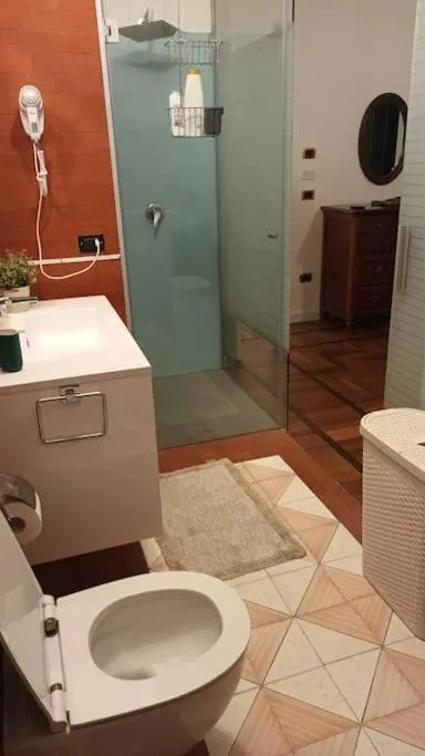 Shower in Pompeii Garden House