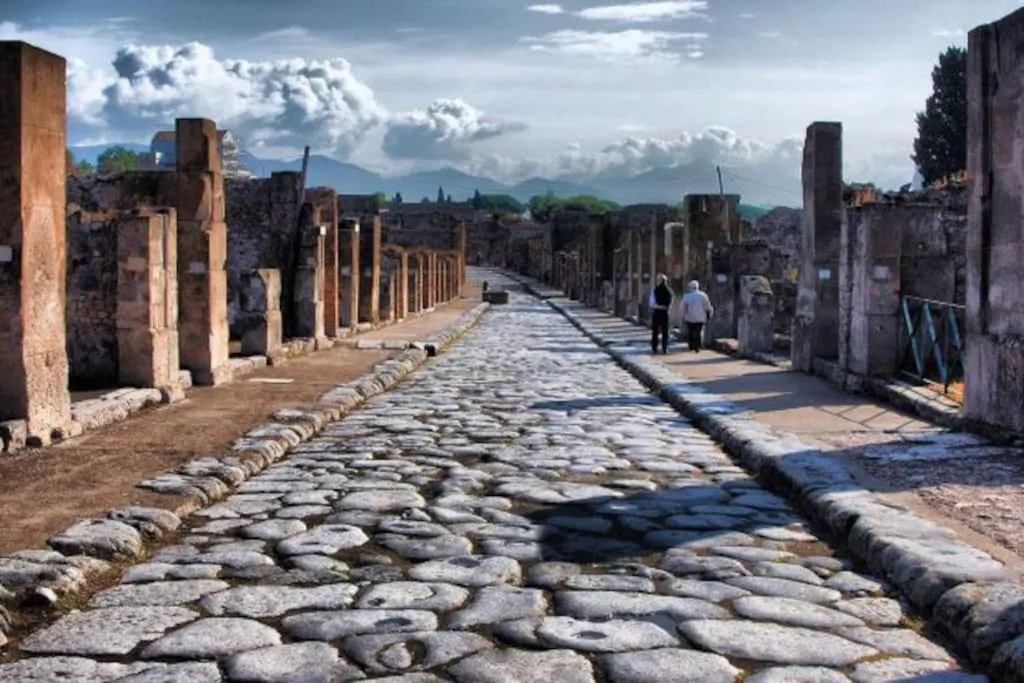 Landmark view in Pompeii Garden House