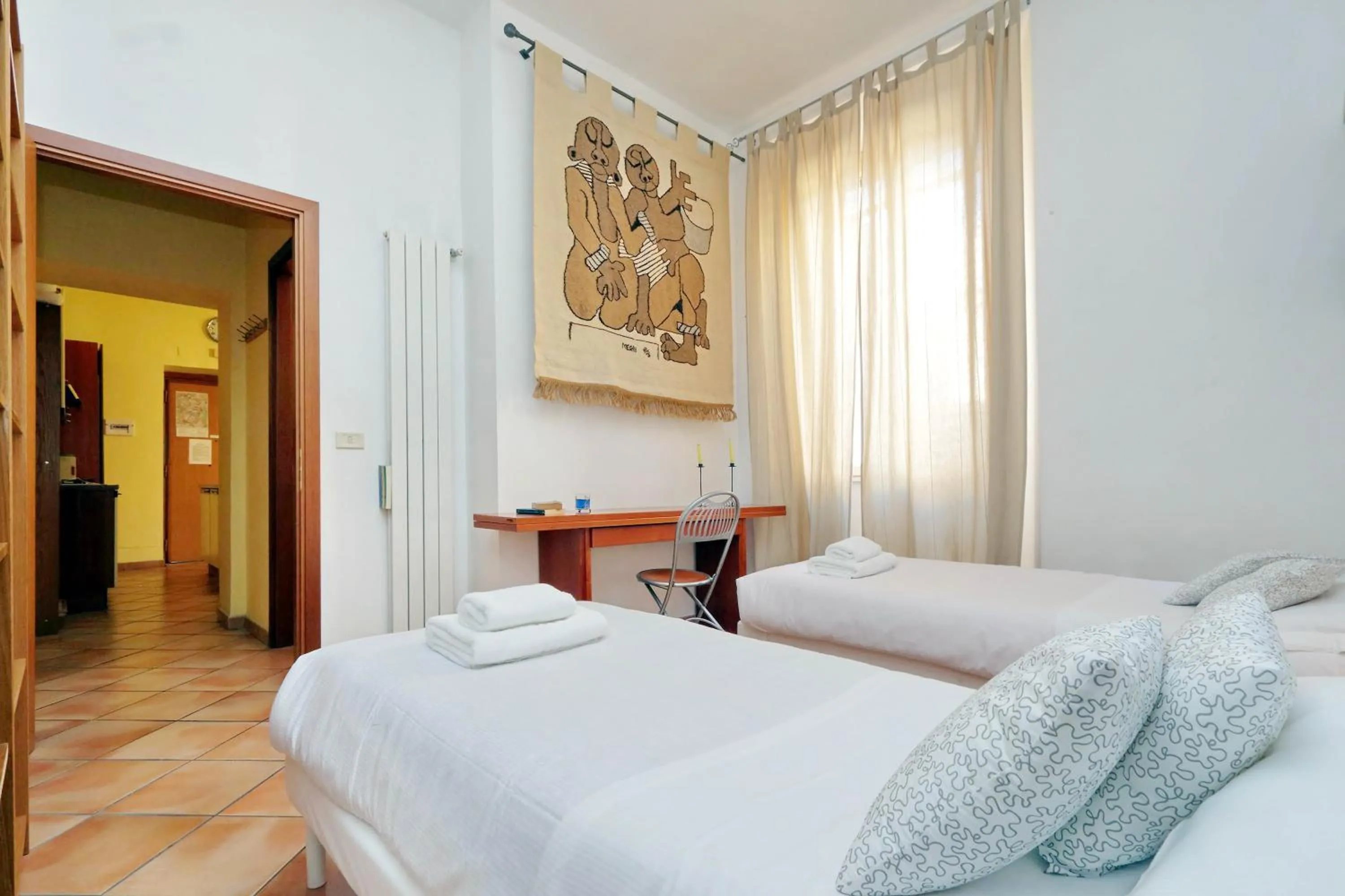 Bedroom, Bed in Romalibera