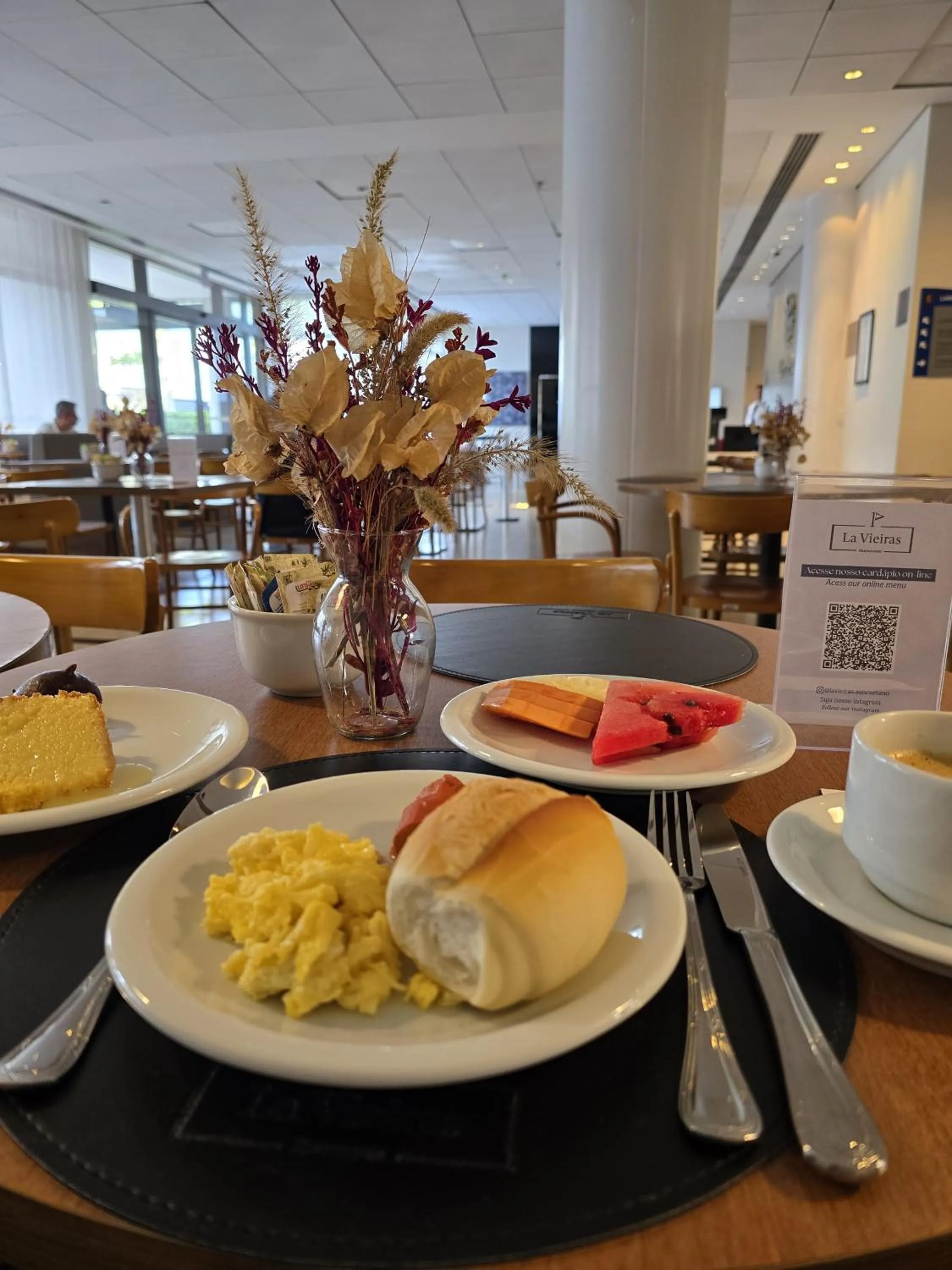 Restaurant/places to eat in Comfort Hotel São Caetano