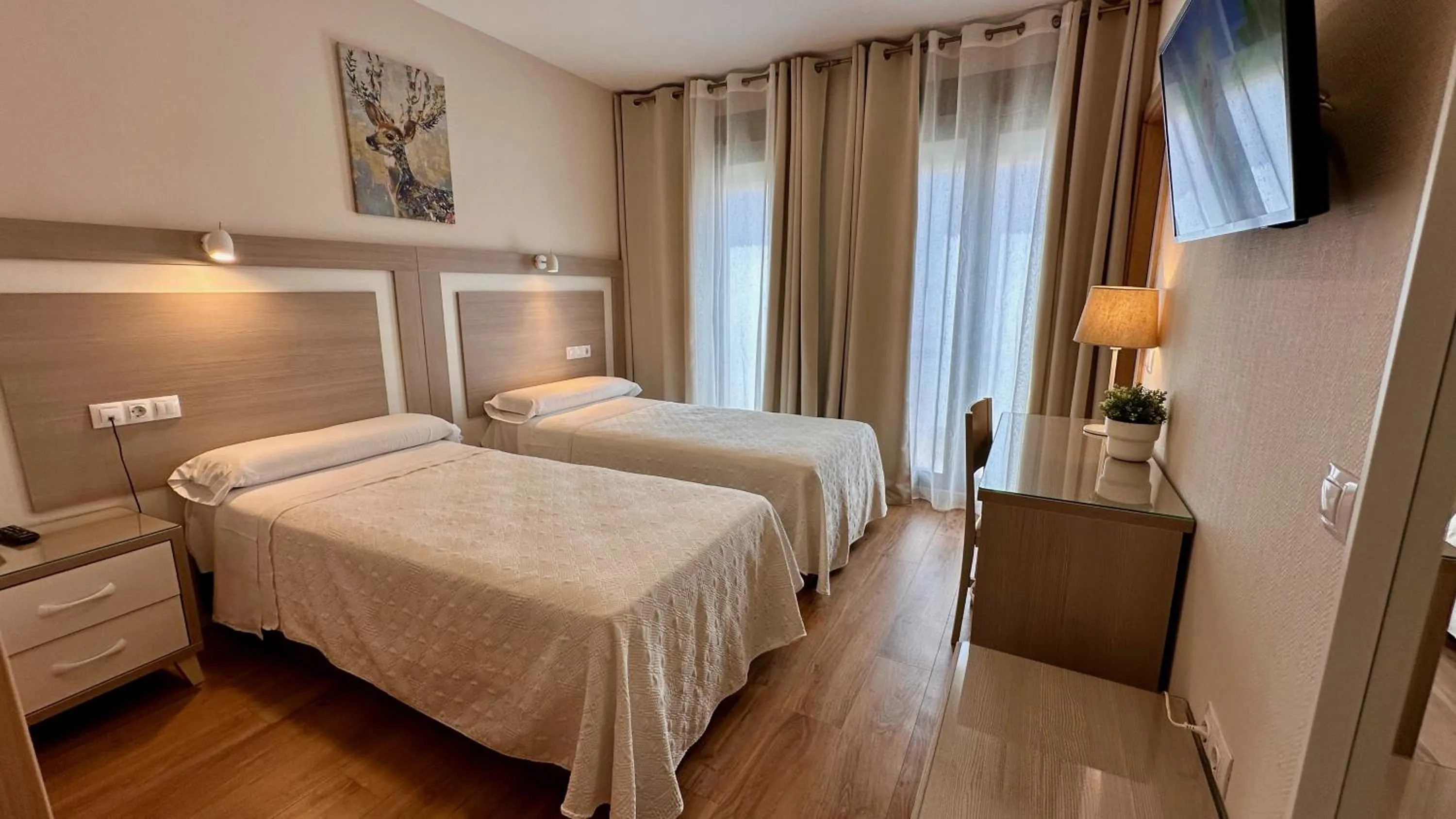 Bed in Hostal Toledo