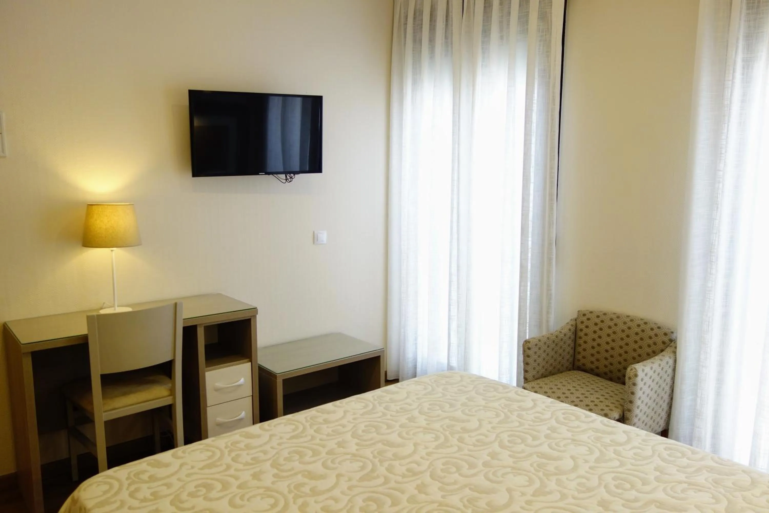 Bed in Hostal Toledo