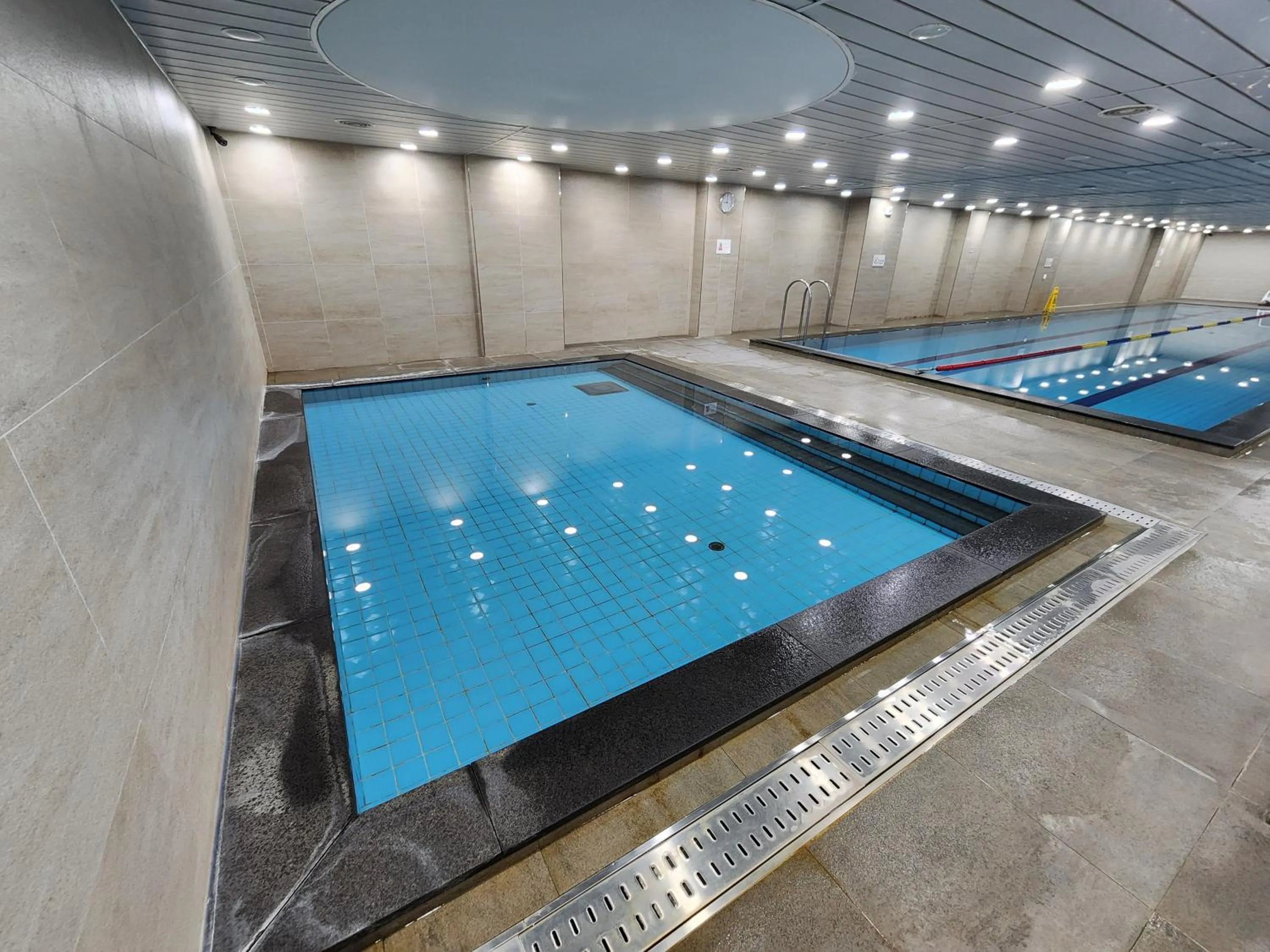 Swimming pool in Seogwipo JS Hotel