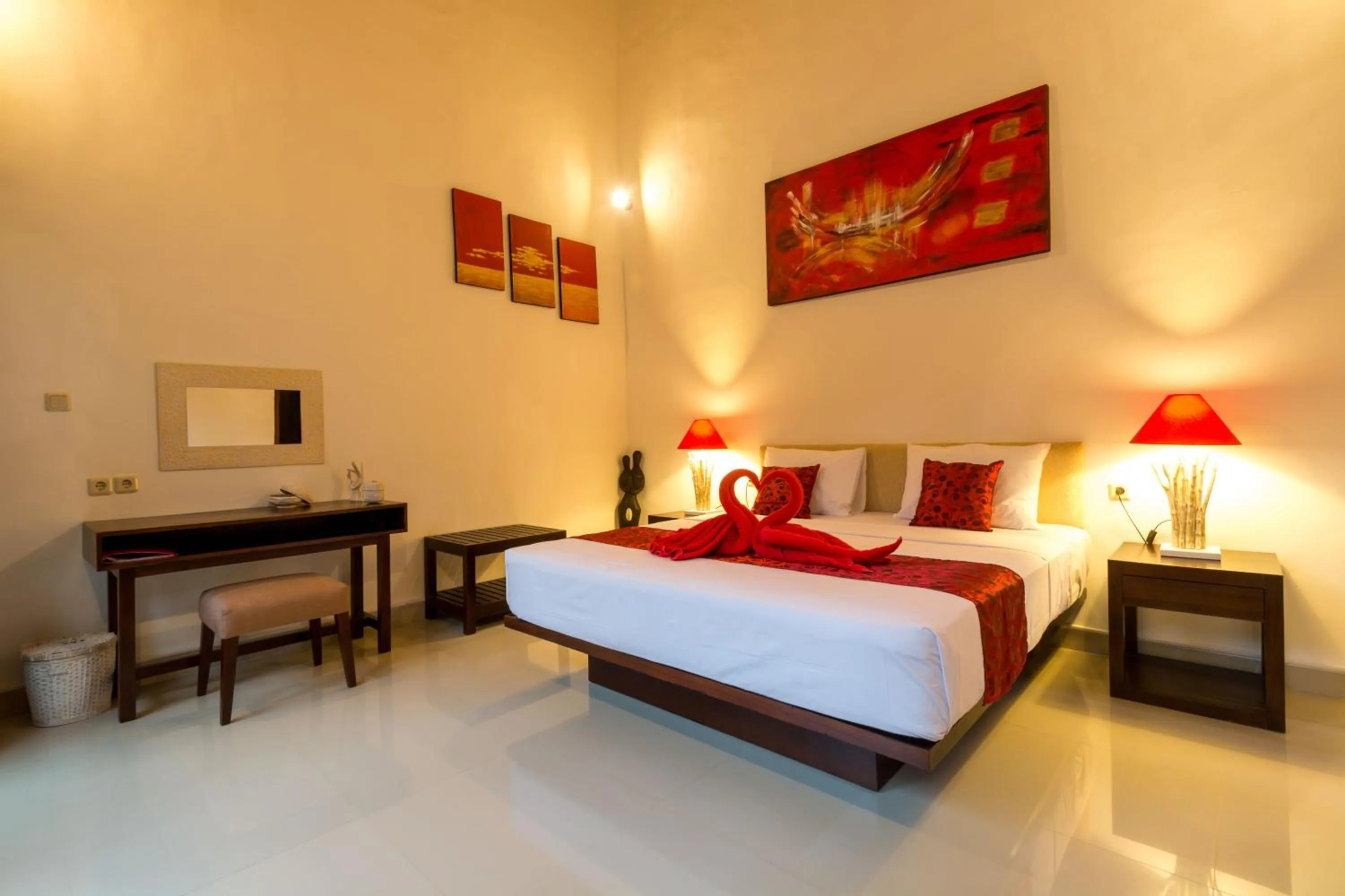 Property building, Bed in Little Coco Gili Trawangan Villas