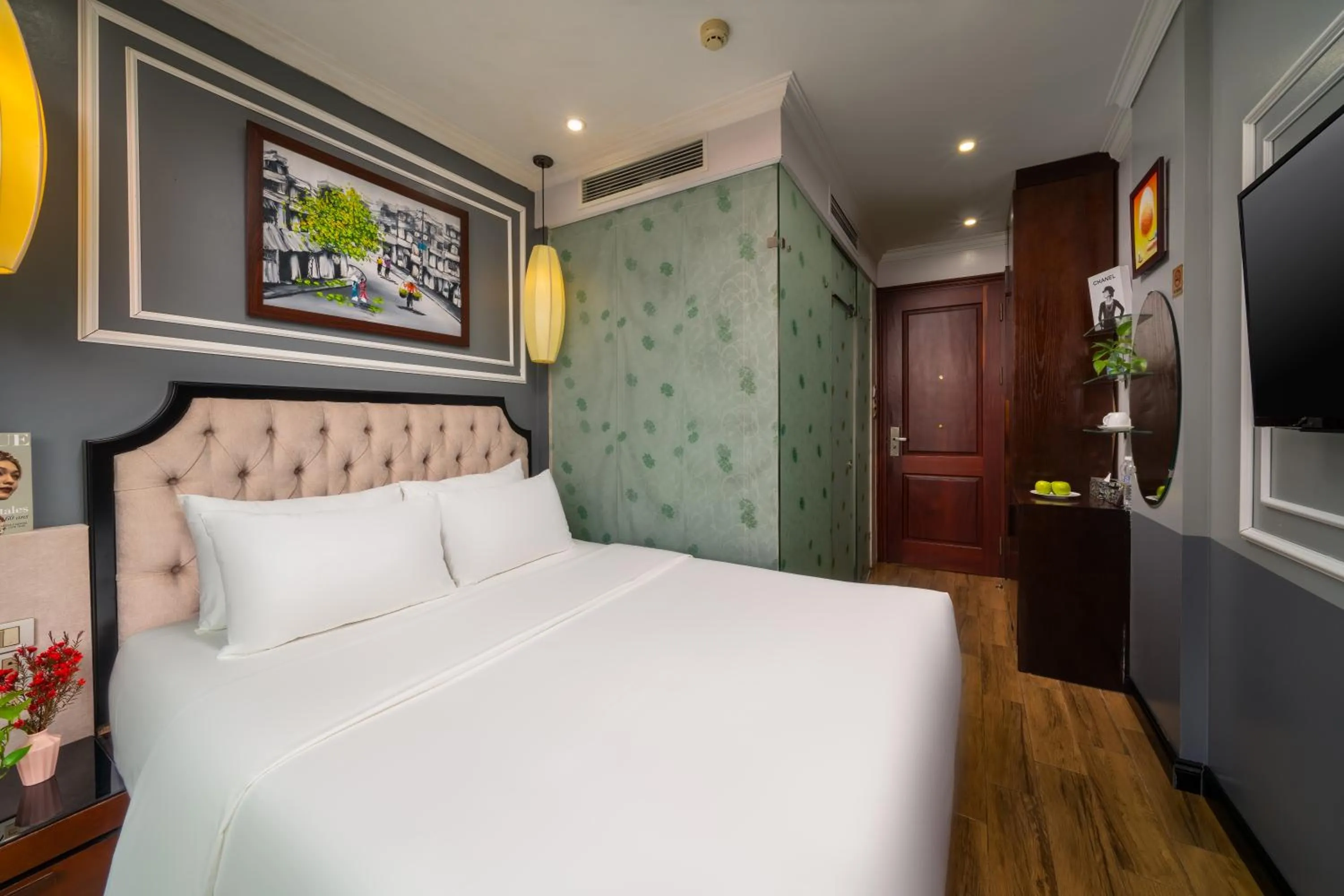 Bed in Bella Rosa Suite Hotel & Spa