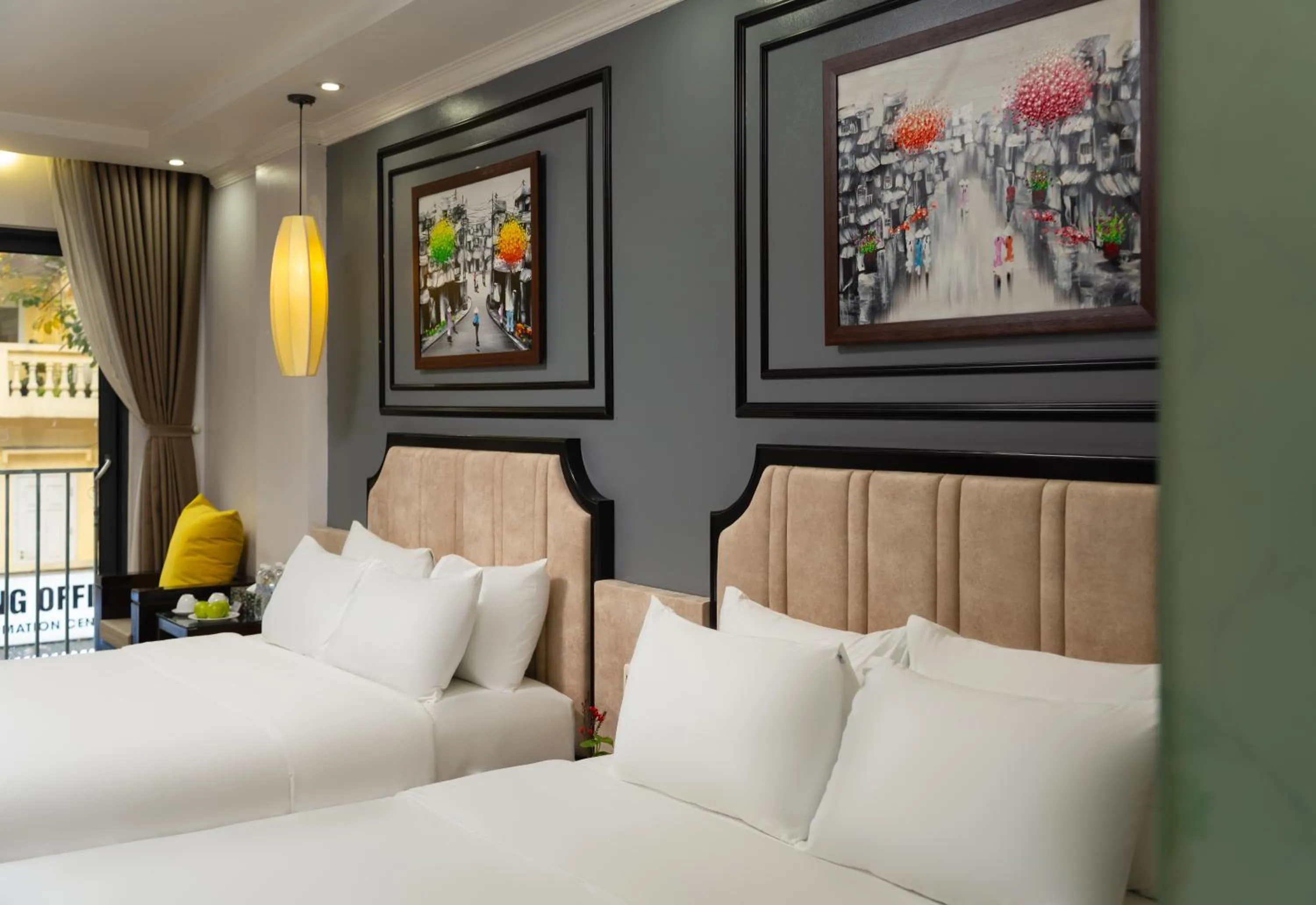 Bed in Bella Rosa Suite Hotel & Spa