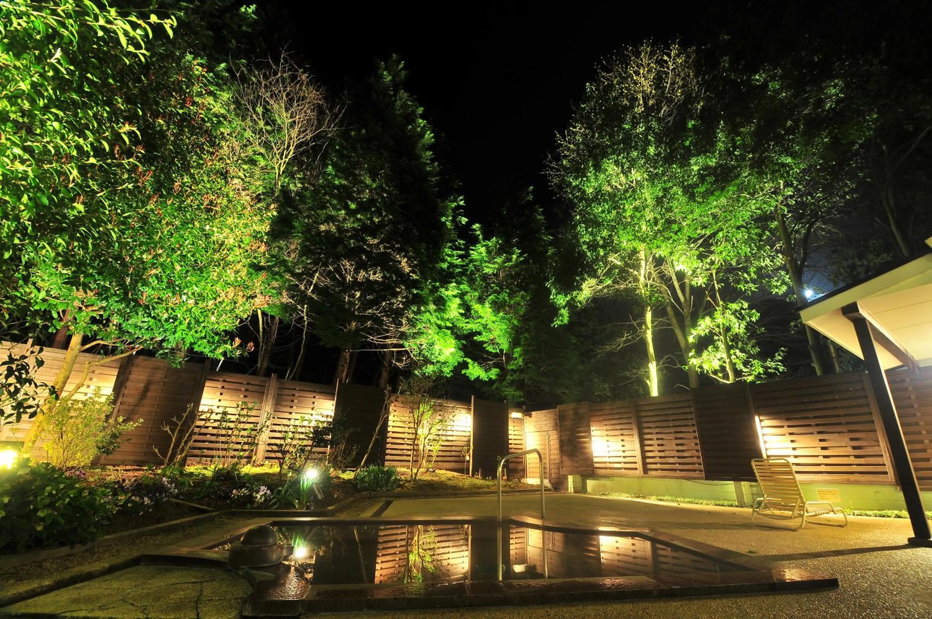 Open Air Bath in Blue Ridge Hotel