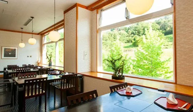 Restaurant/places to eat in Blue Ridge Hotel