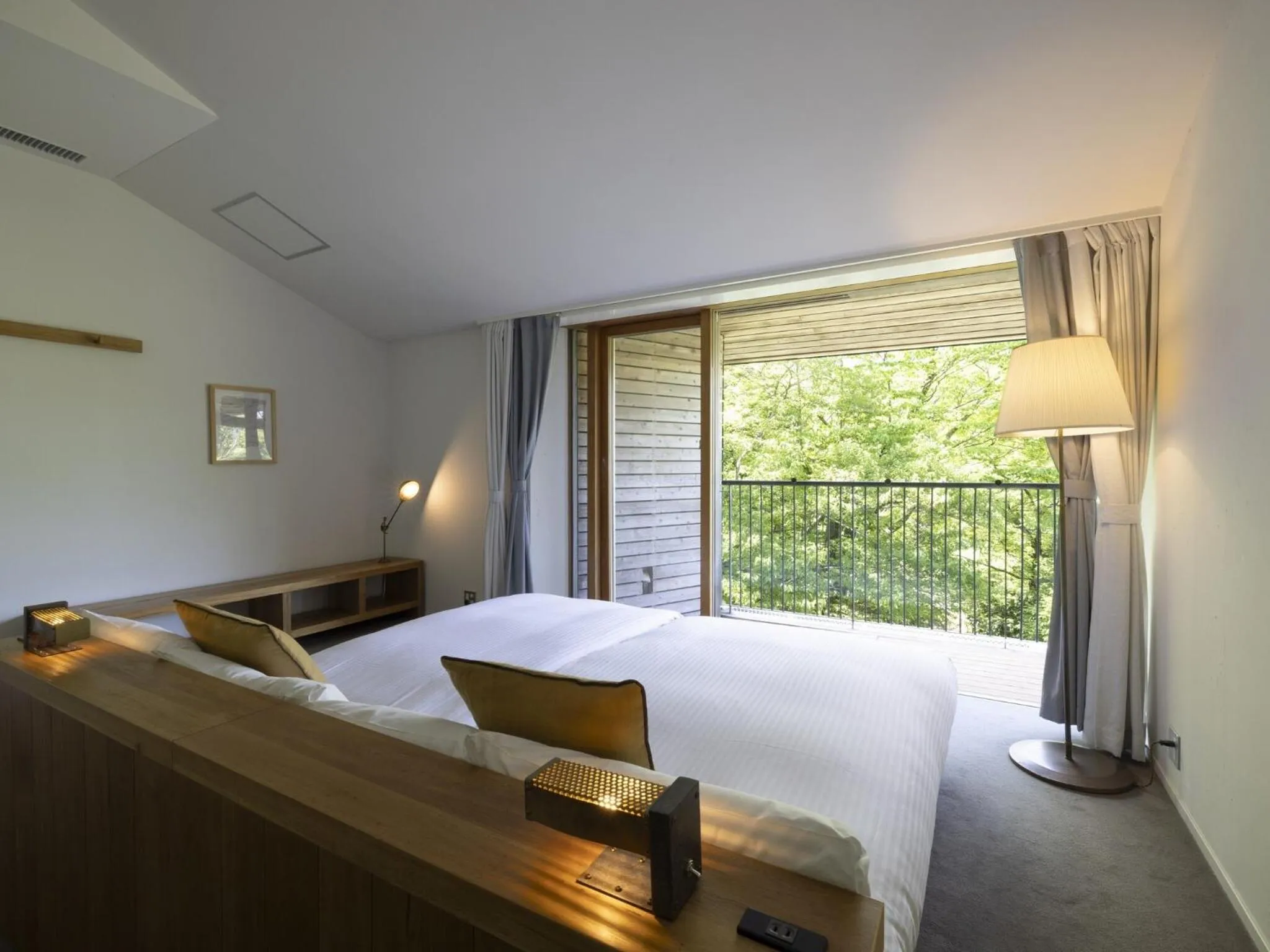 Bedroom, Bed in Hakone Retreat Före