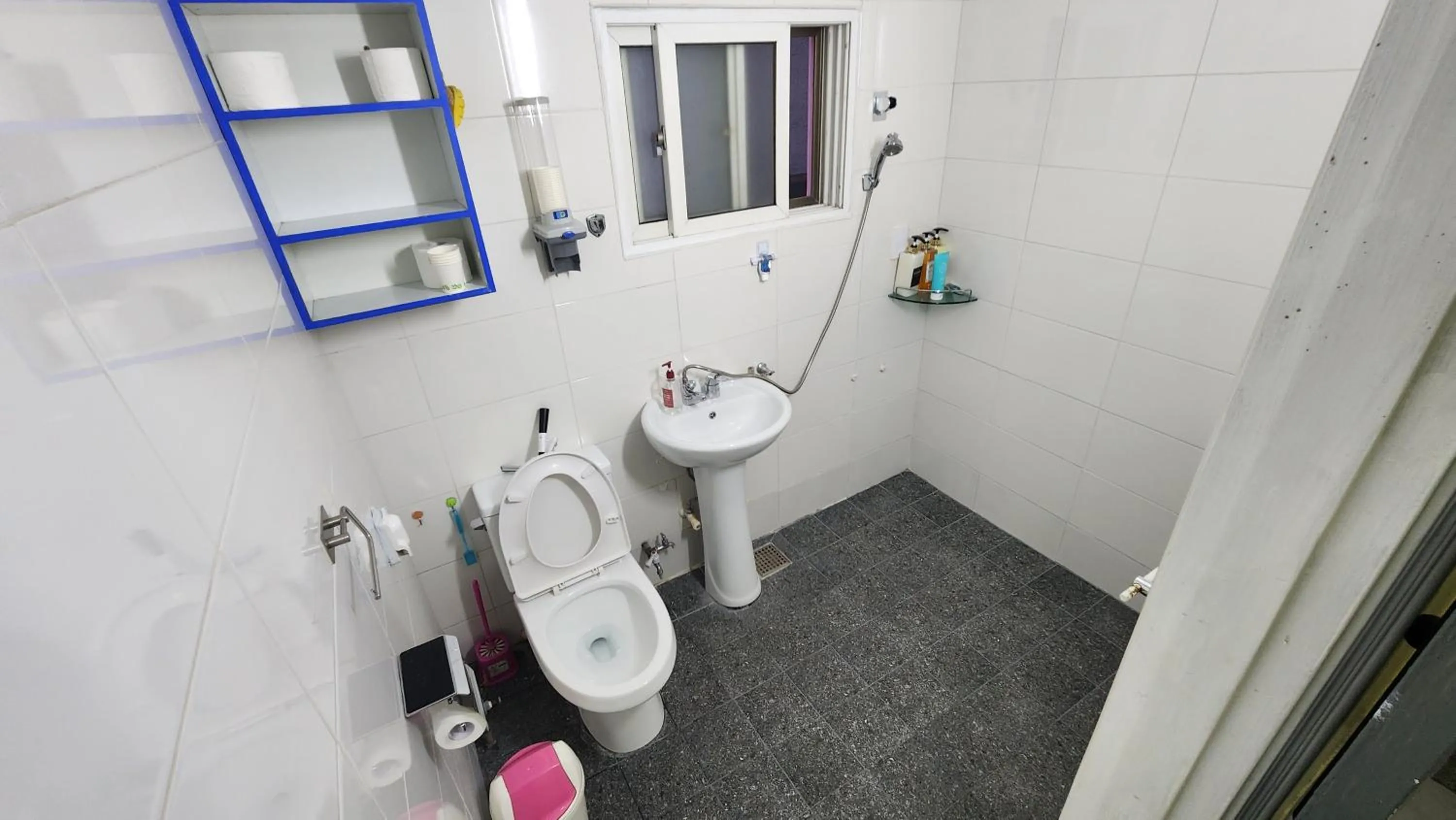 Shower in Daejeon Guesthouse Sky Garden