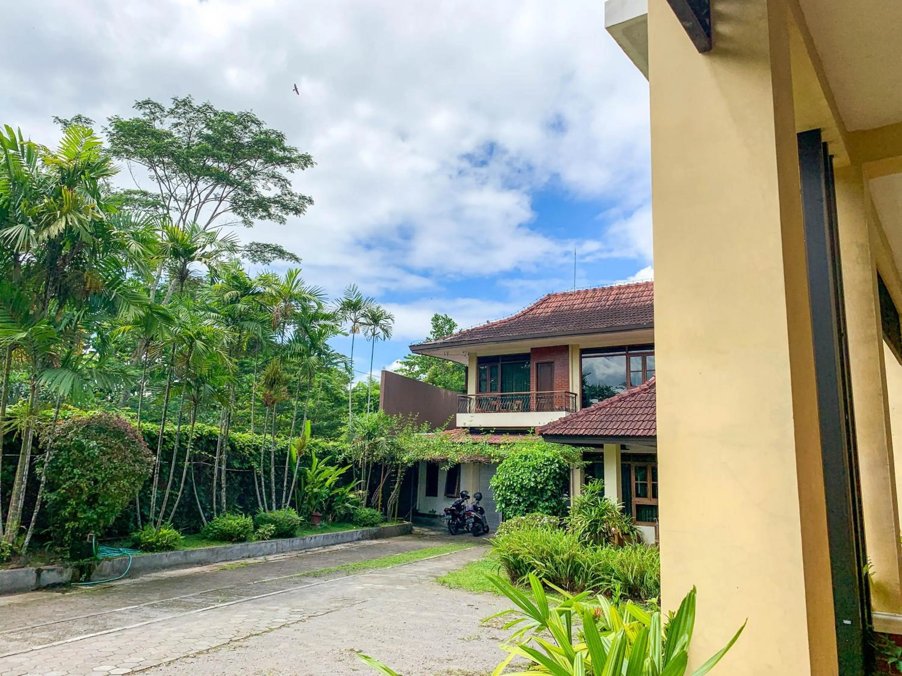 Property building in Urbanview Sasono Putro Condoongcatur by RedDoorz