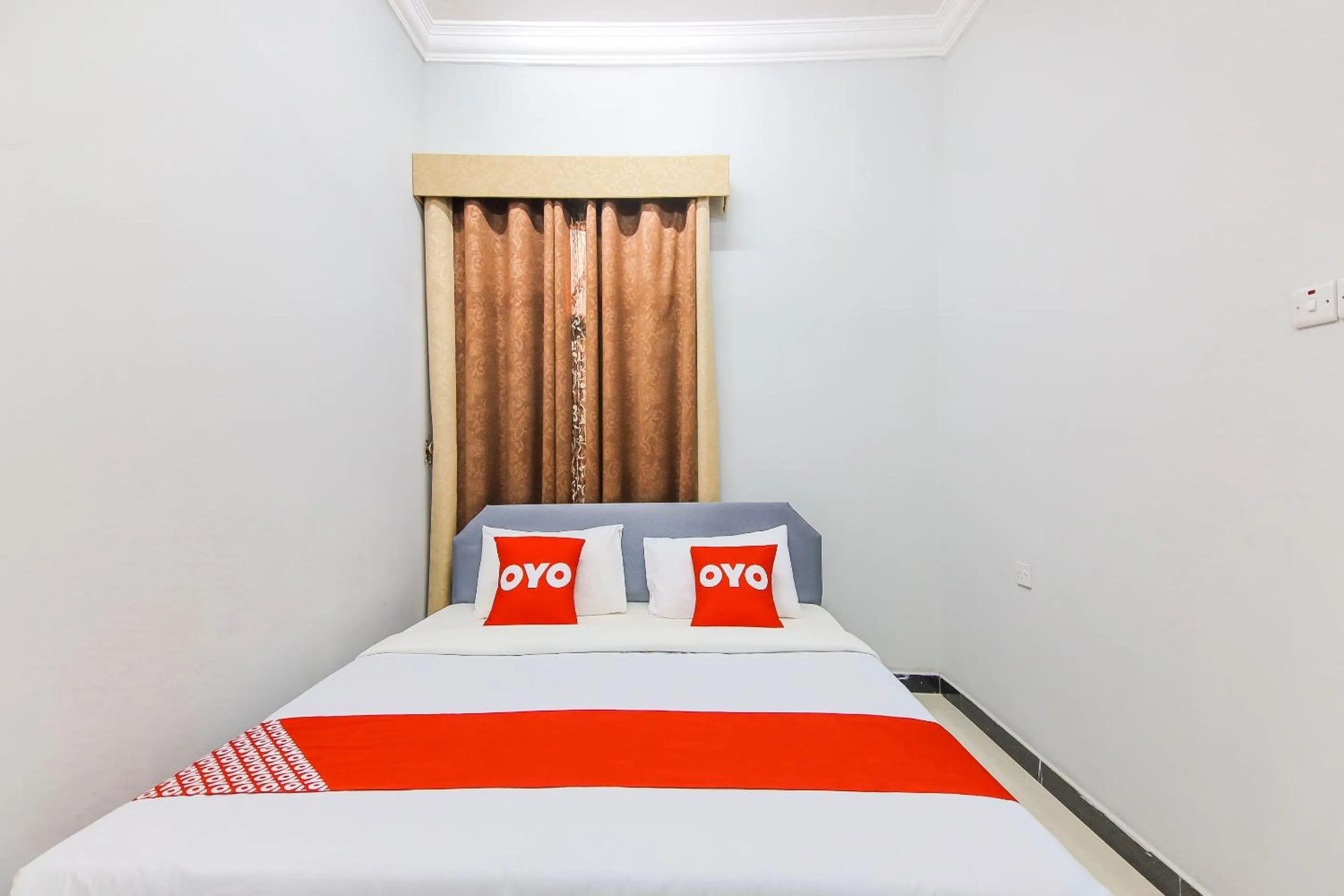 Bedroom in Super OYO 110 Ras Al Hadd Guest House