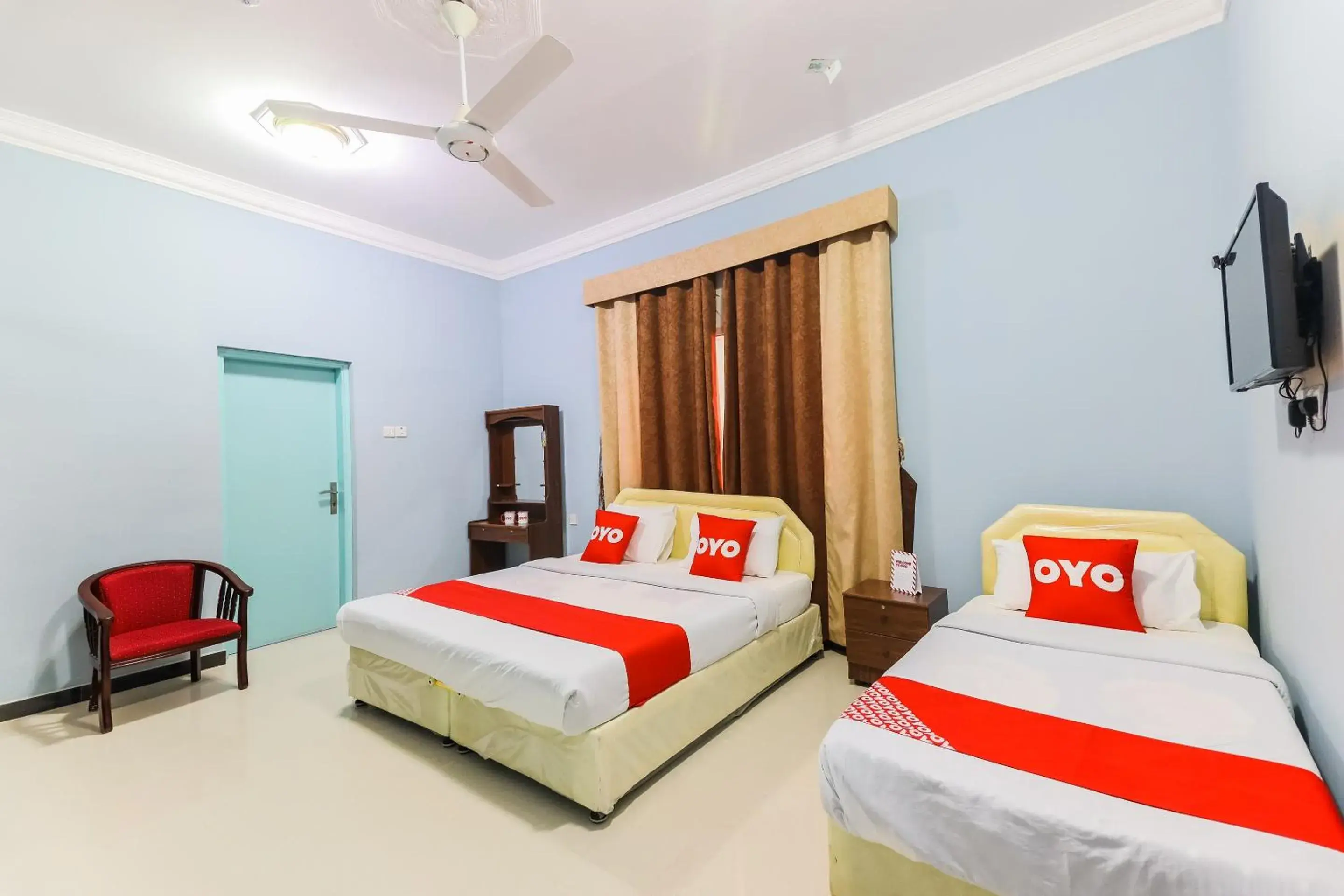 Deluxe Triple Room in Super OYO 110 Ras Al Hadd Guest House Deluxe Triple Room in Super OYO 110 Ras Al Hadd Guest House