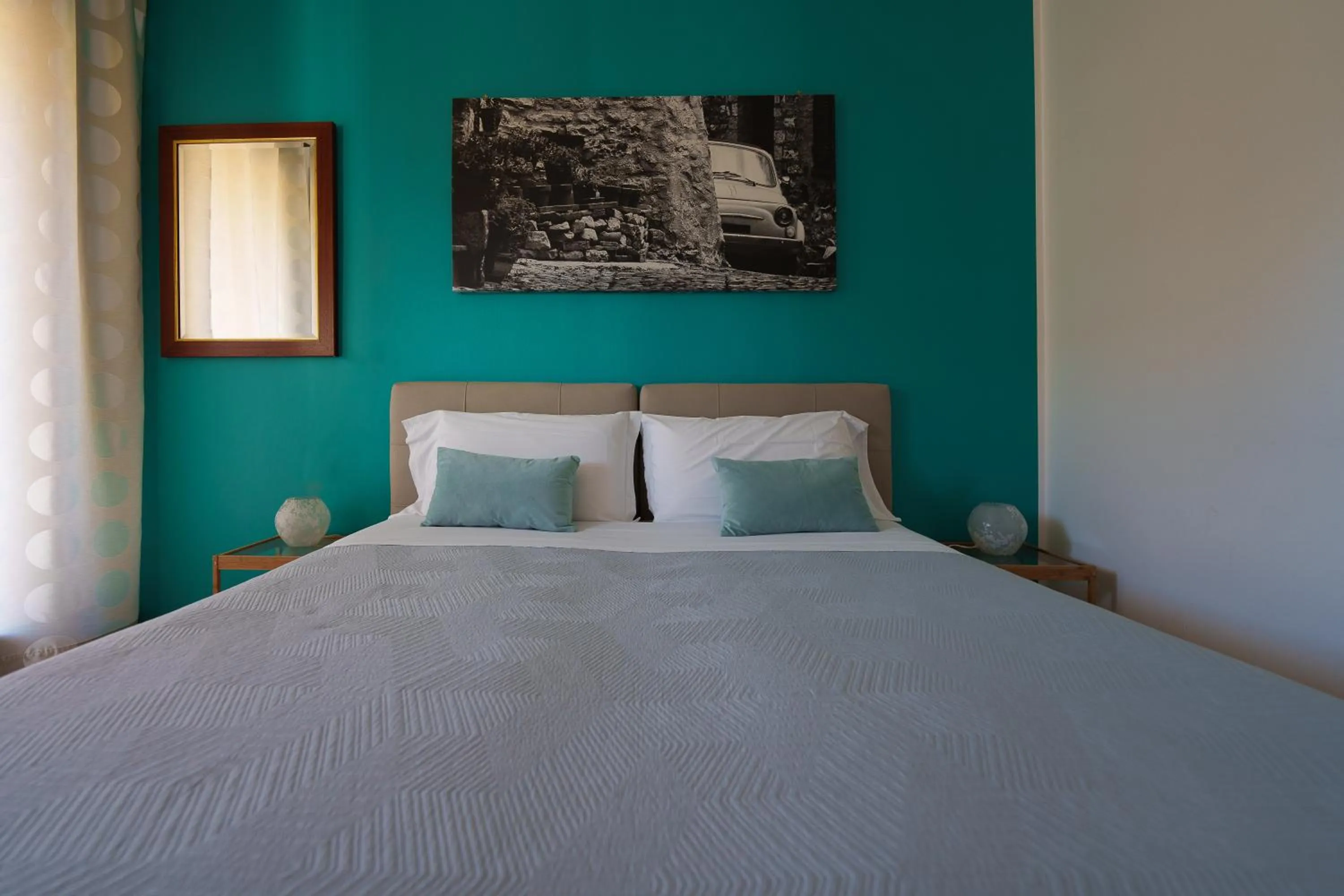 Bed in La Dolce Vita