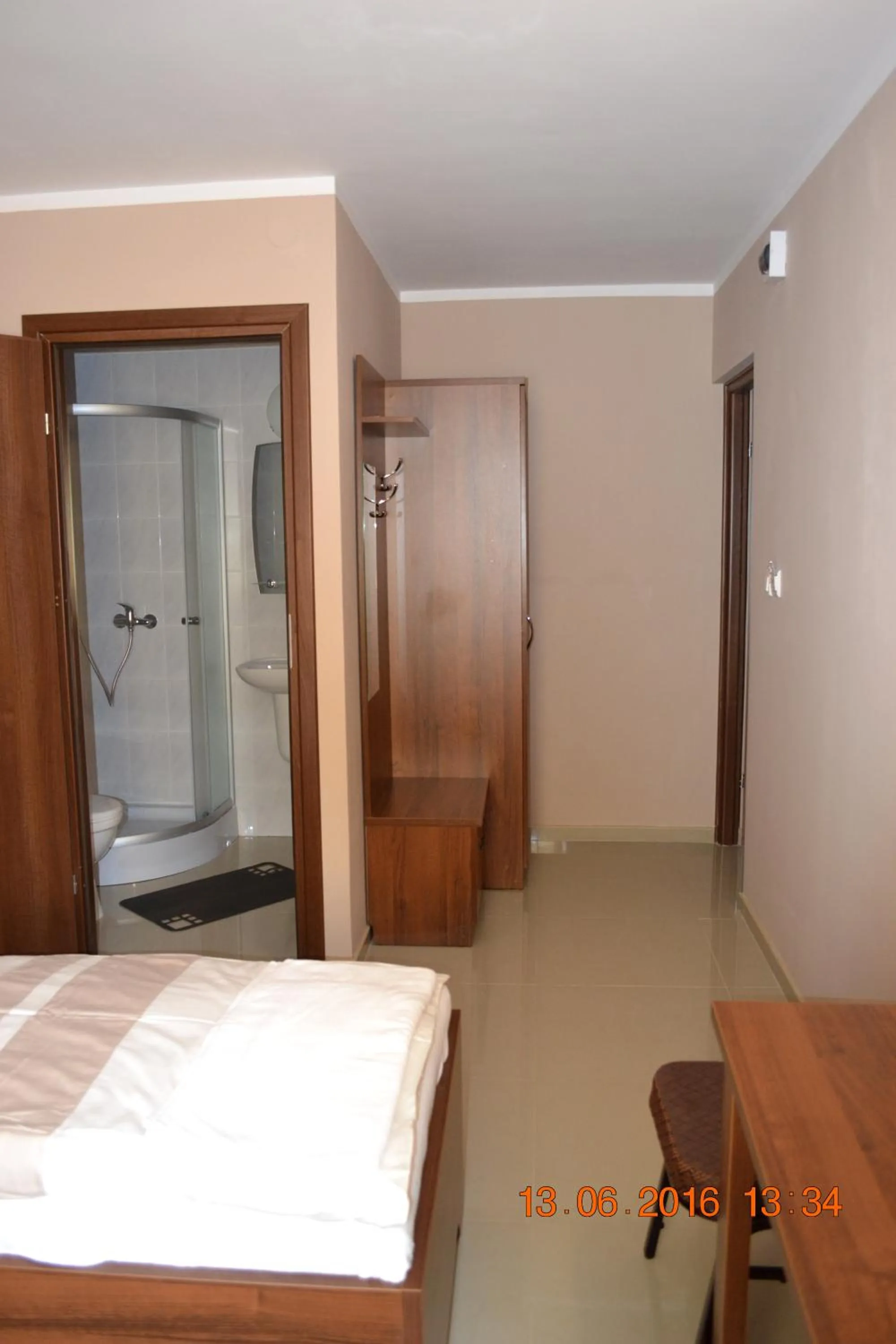 Photo of the whole room, Bed in Hotelik Karter