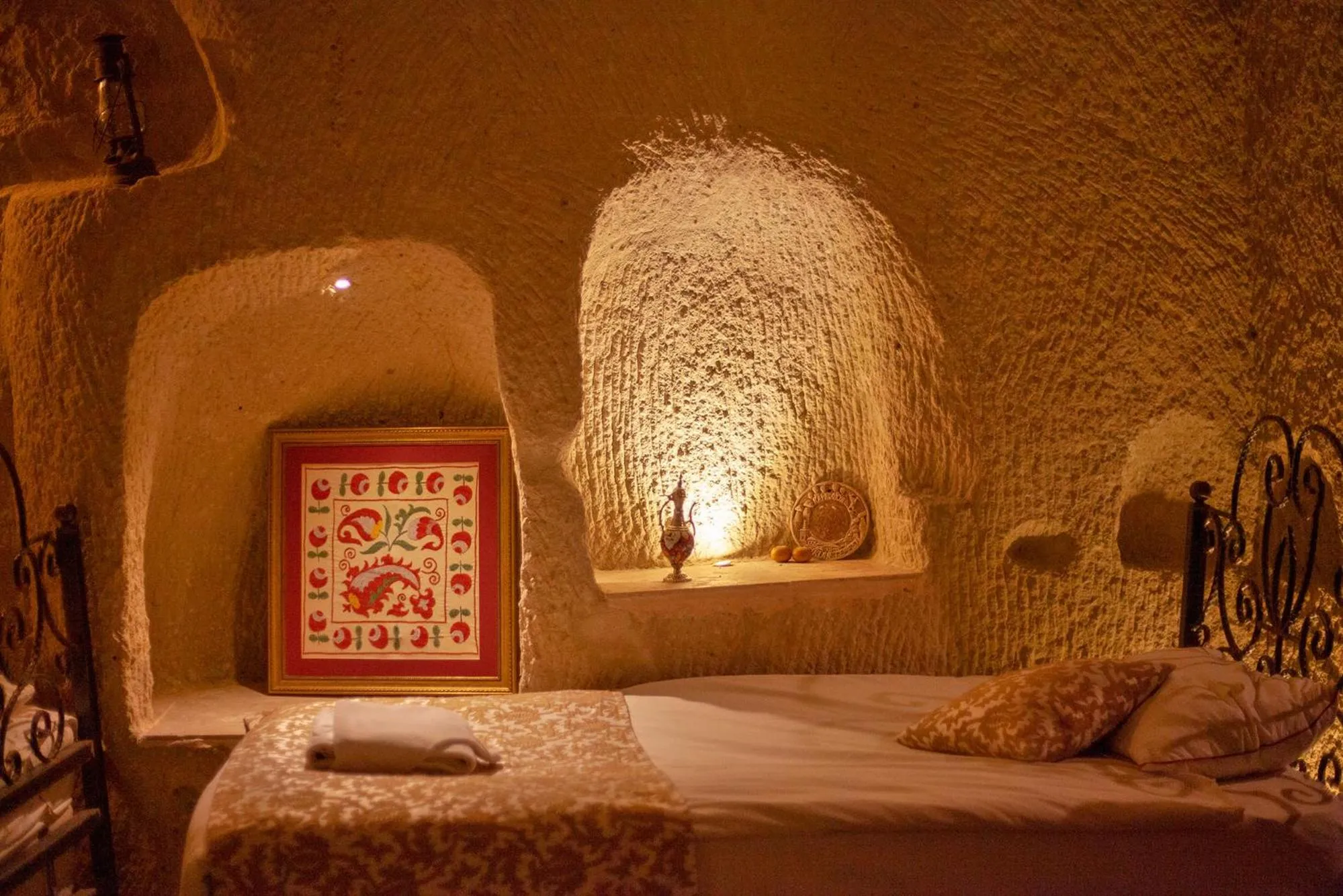 Bed in Center Cave House