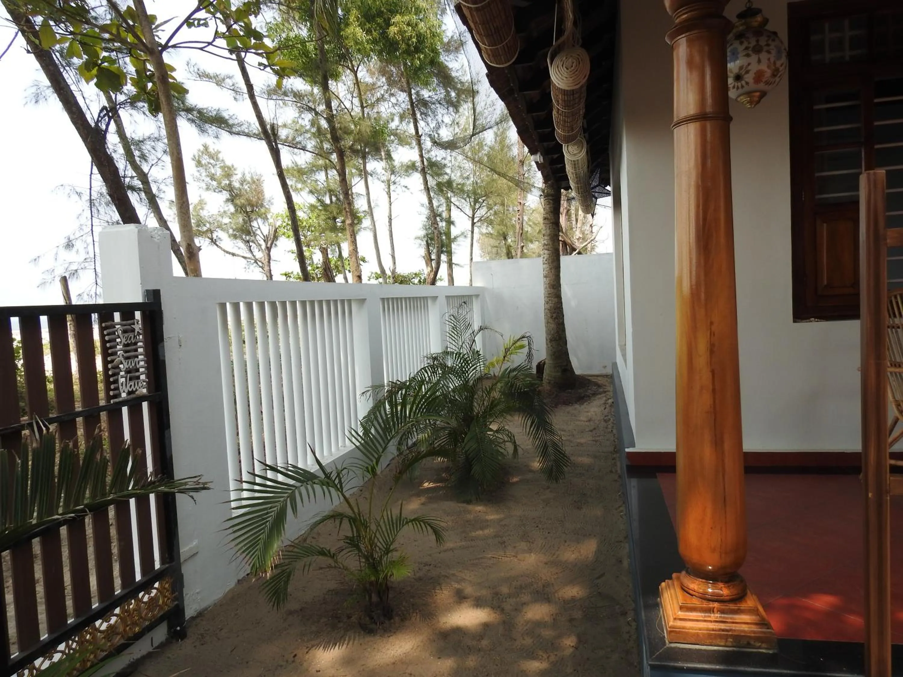 Alleppey Beach Garden