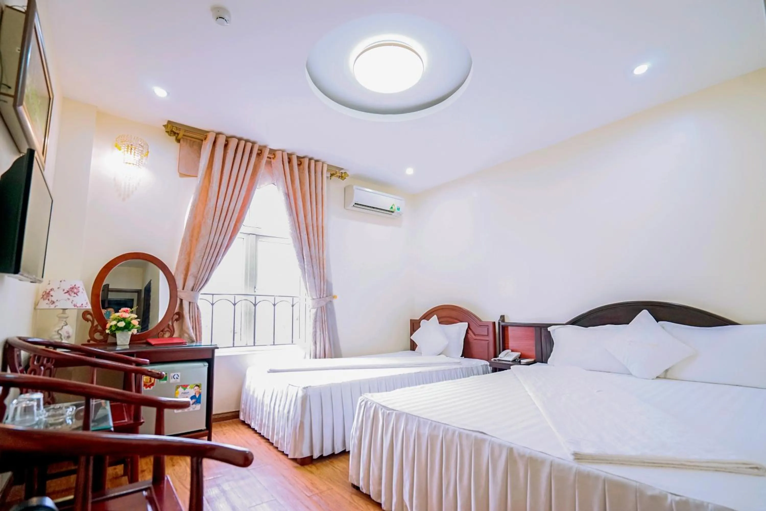 Bedroom, Bed in Thuan Thanh Hotel