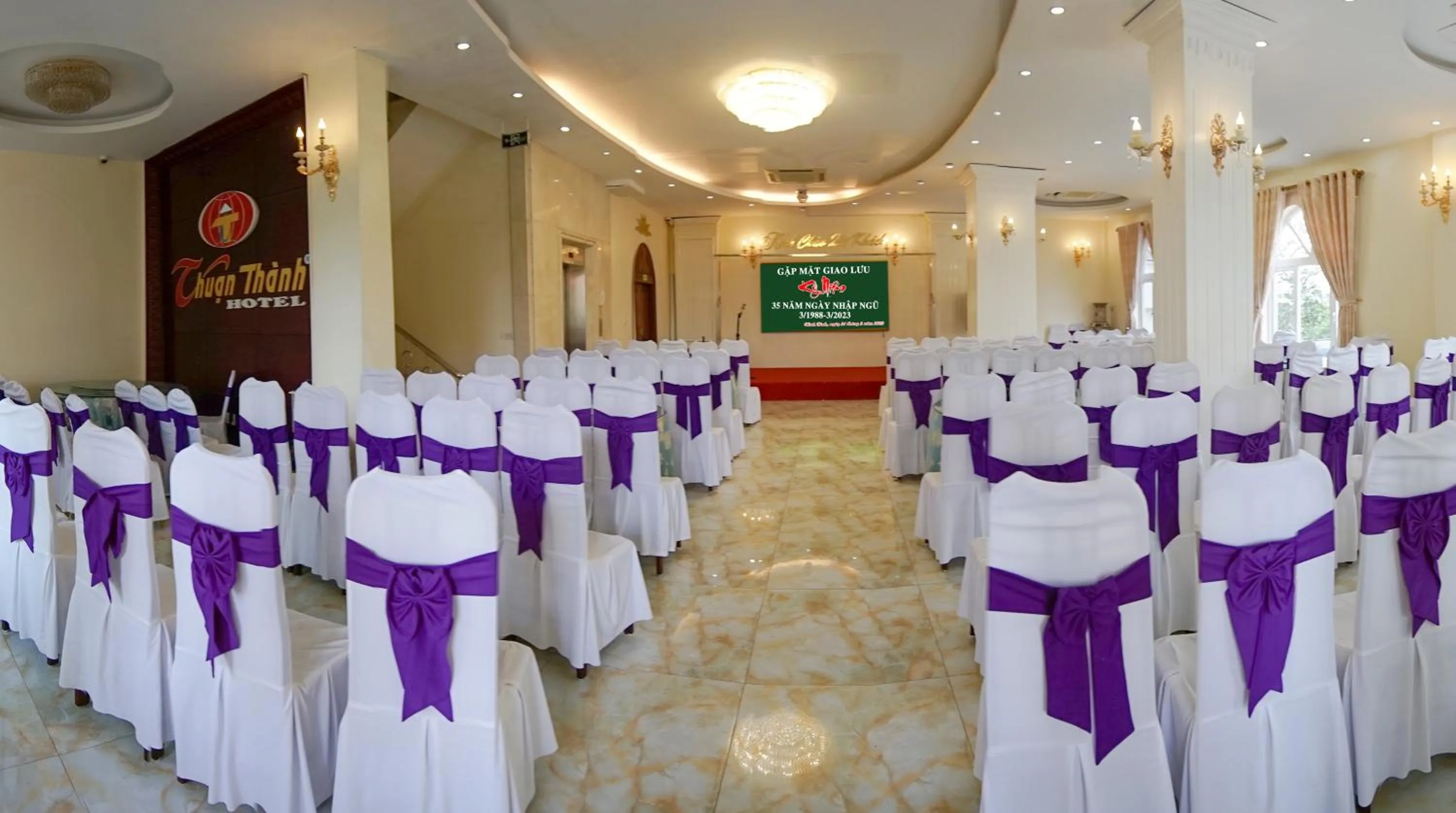 Meeting/conference room in Thuan Thanh Hotel