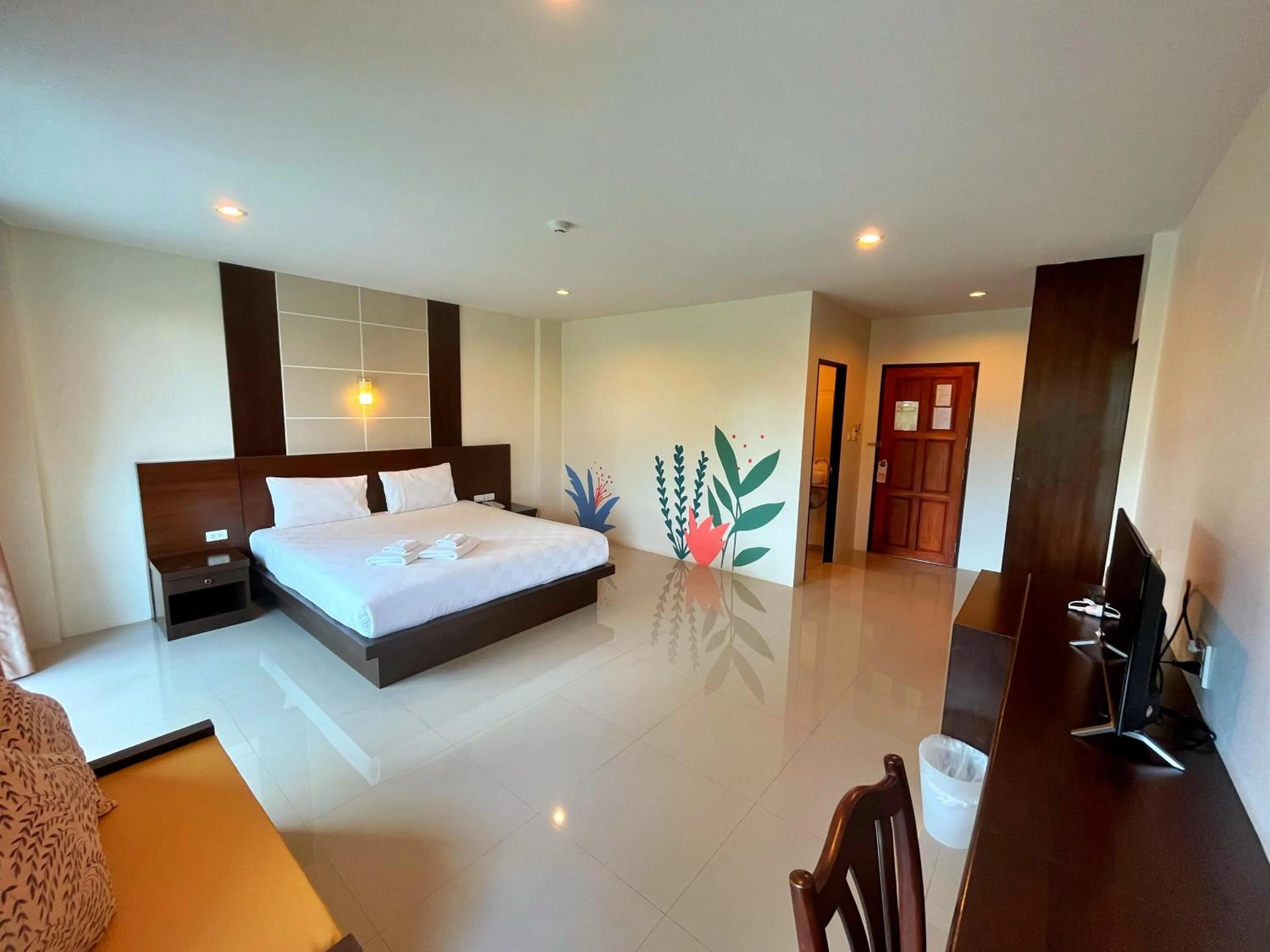 Bed in Peak Boutique City Hotel Krabi