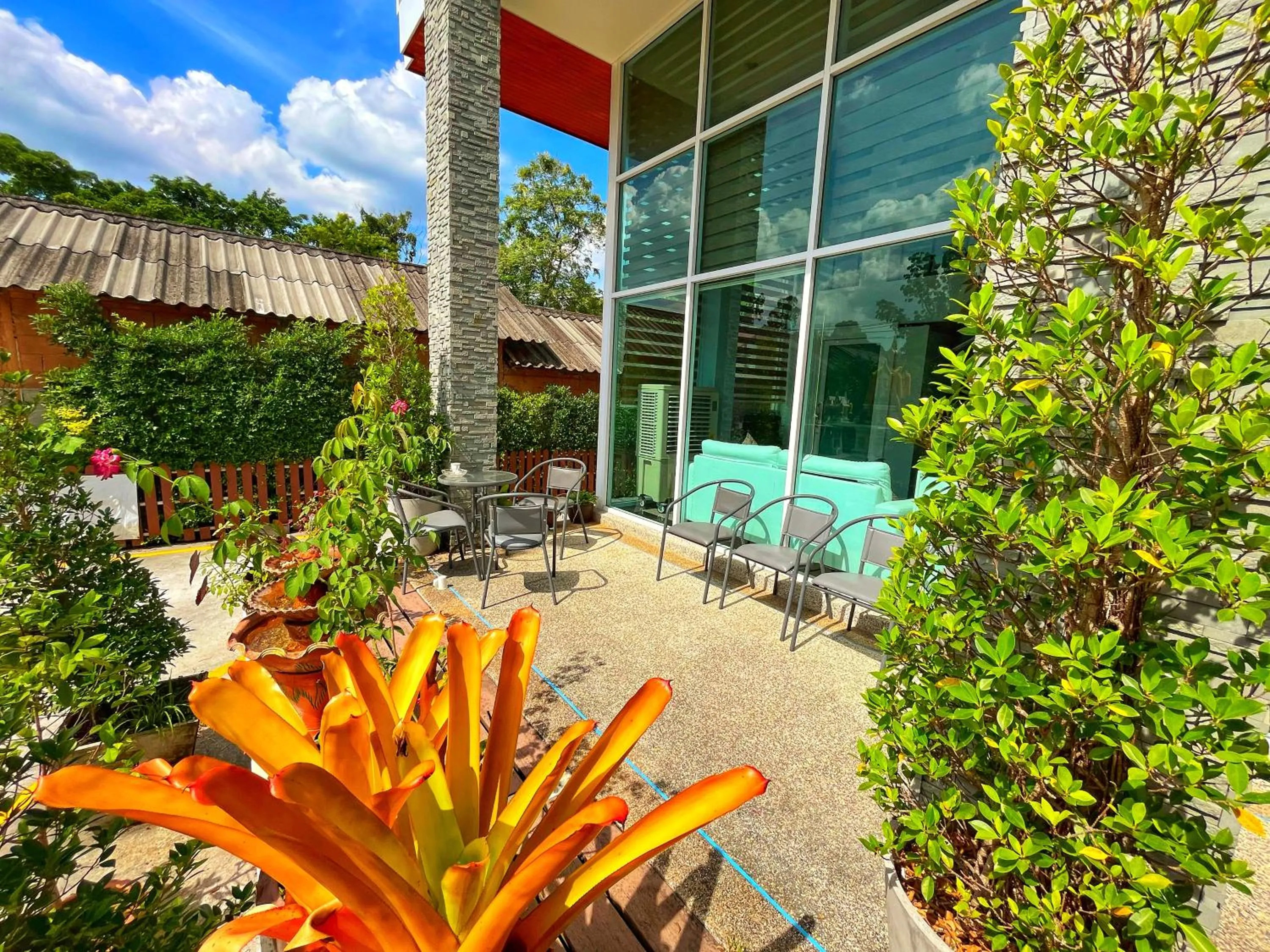 Peak Boutique City Hotel Krabi