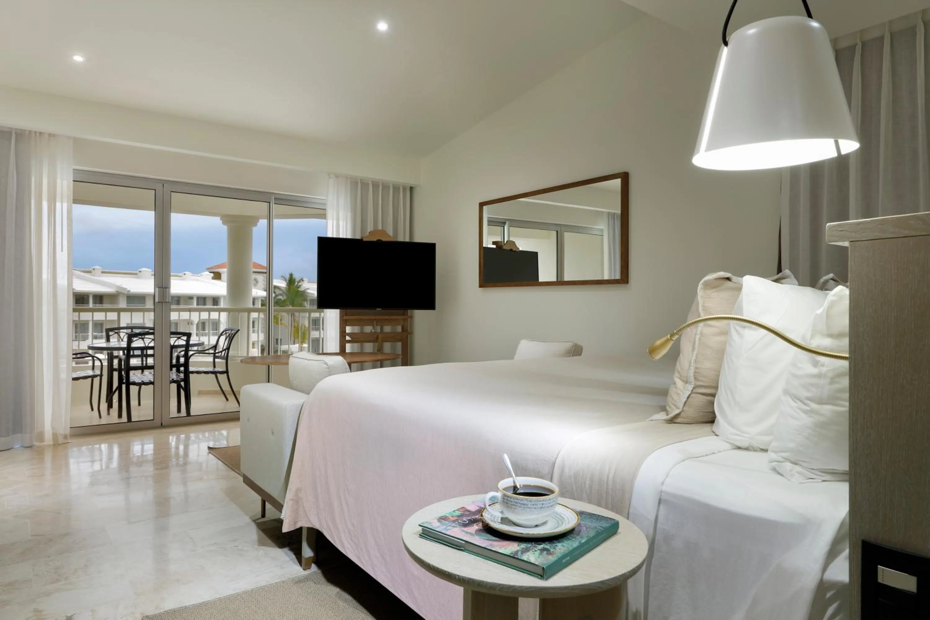 Bedroom, Bed in Paradisus Palma Real Golf & Spa Resort All Inclusive