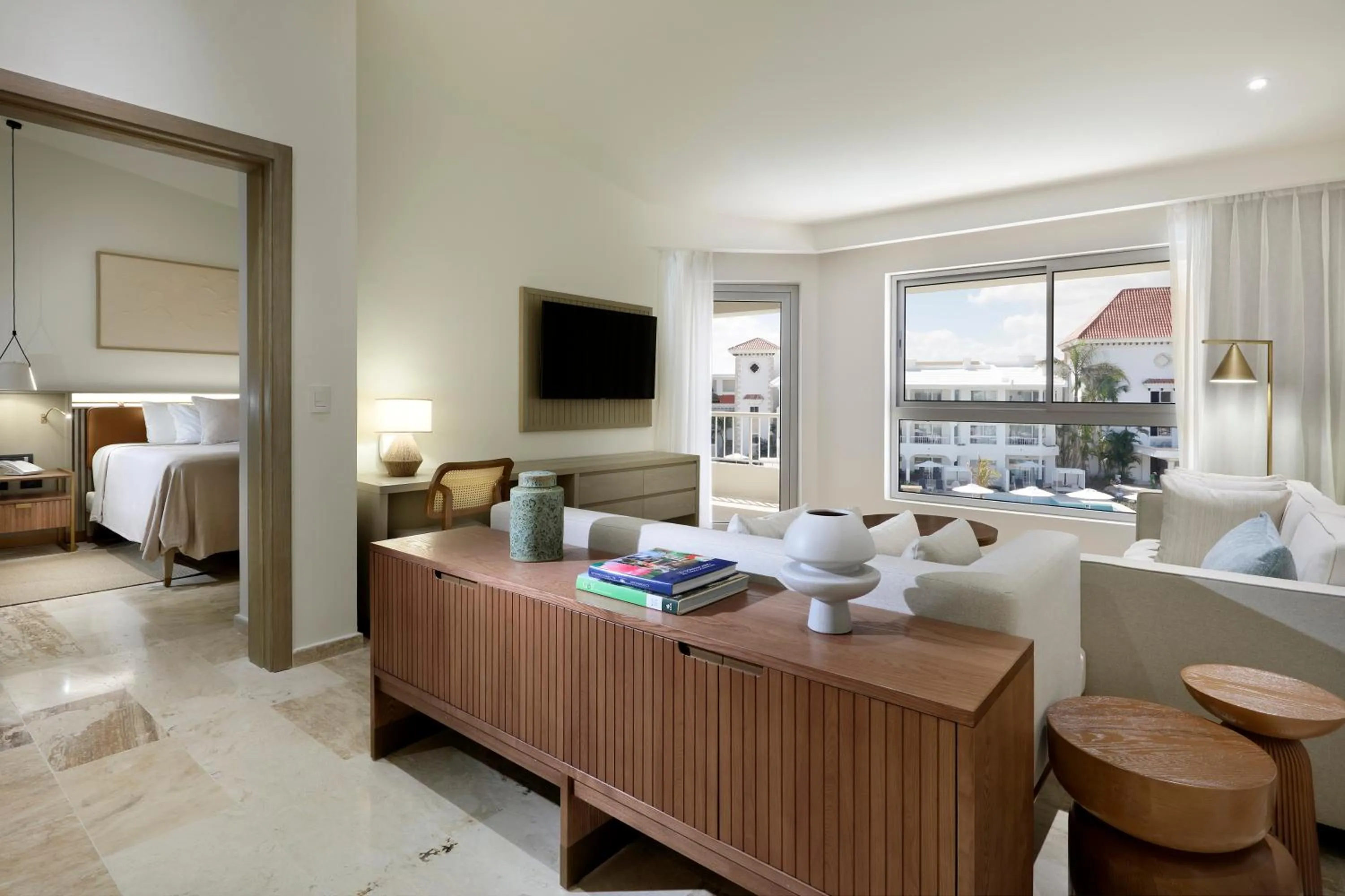 Living room, Bed in Paradisus Palma Real Golf & Spa Resort All Inclusive