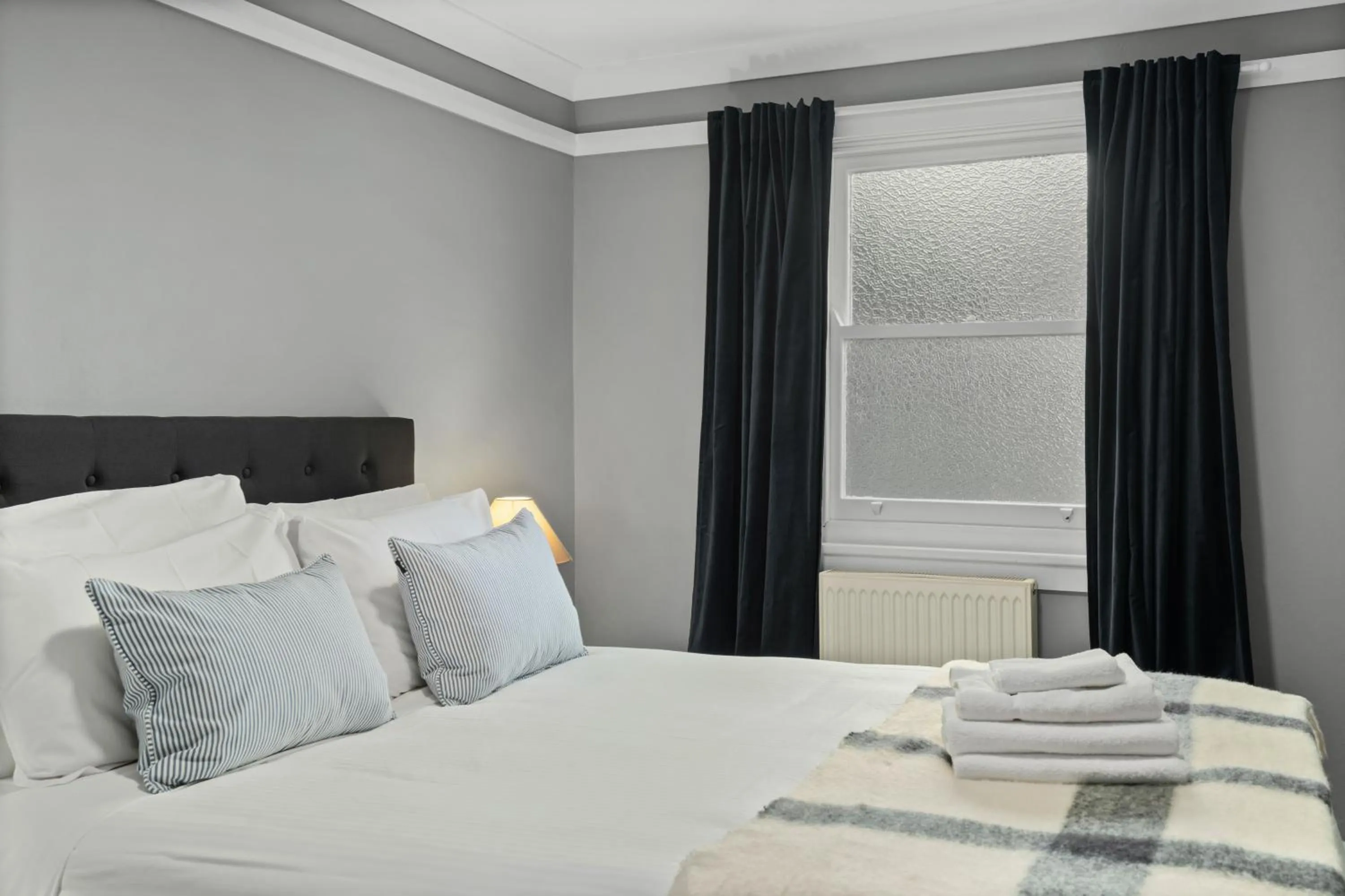 Bedroom, Bed in Bundanoon Hotel